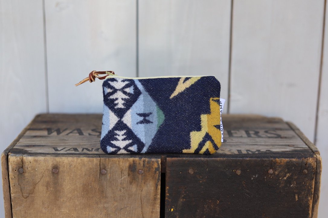 Card Pouch in Pinto Mountain Wool