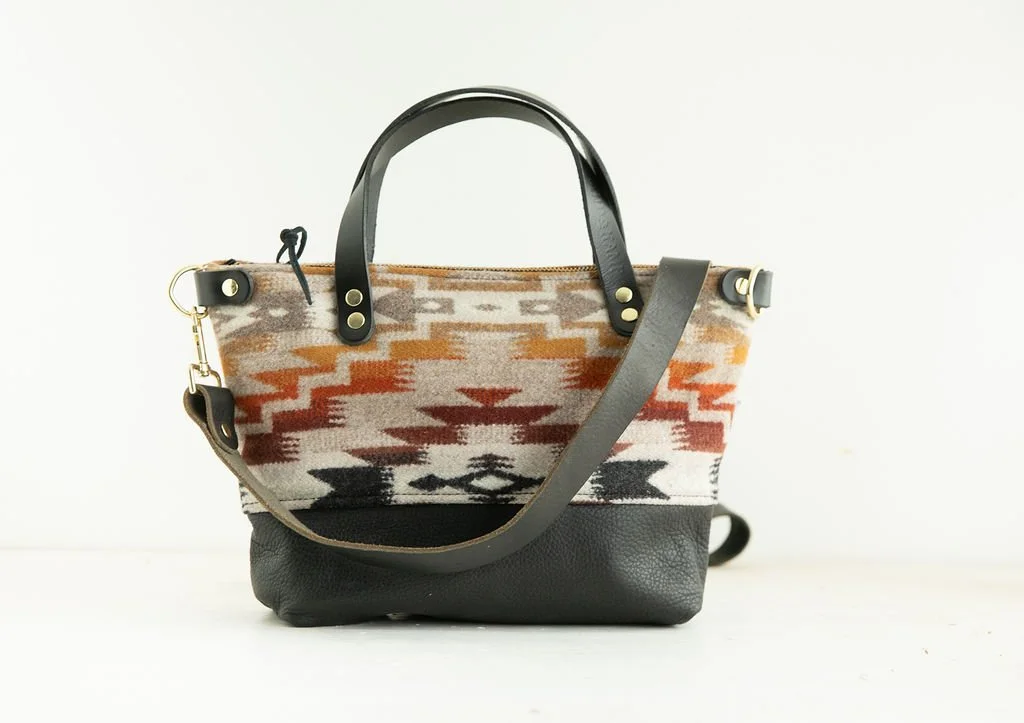 Bitsy Purse in Mesilla Wool 001