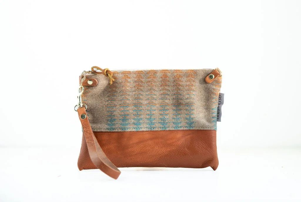 3 in1 Wristlet in Harding Multi Tan Wool 004