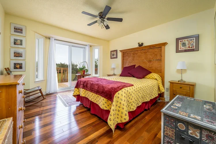 How to Plan the Perfect Prince Edward County Wine Tour Weekend