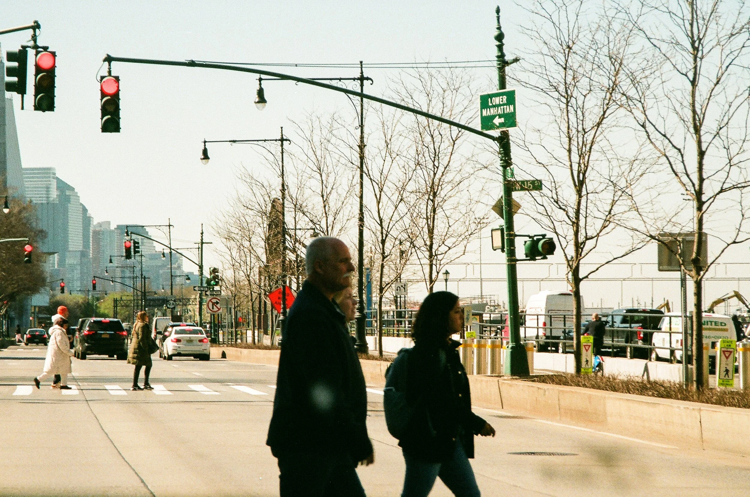 12220026.jpg