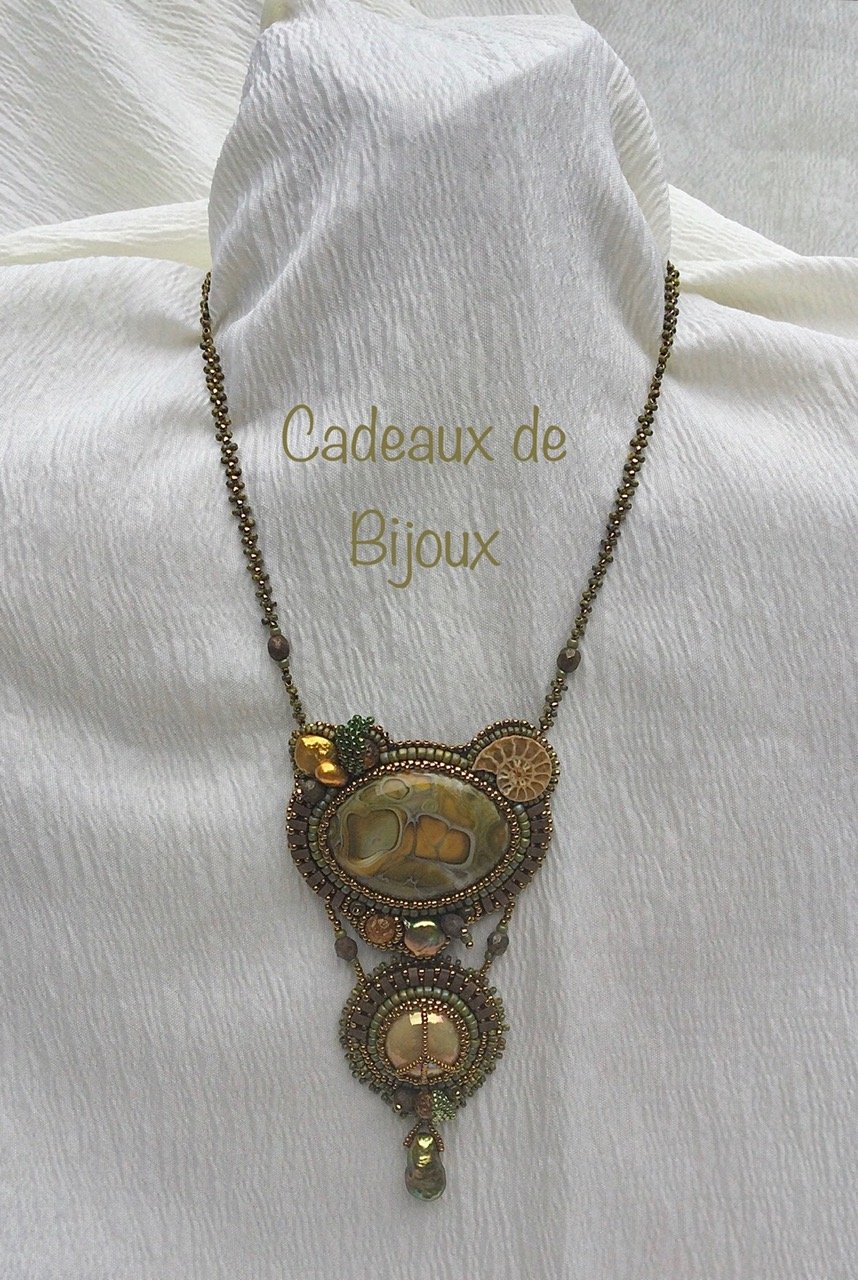 Sylvan Soleil Bead Embroidered Statement Necklace — Cadeaux de Bijoux