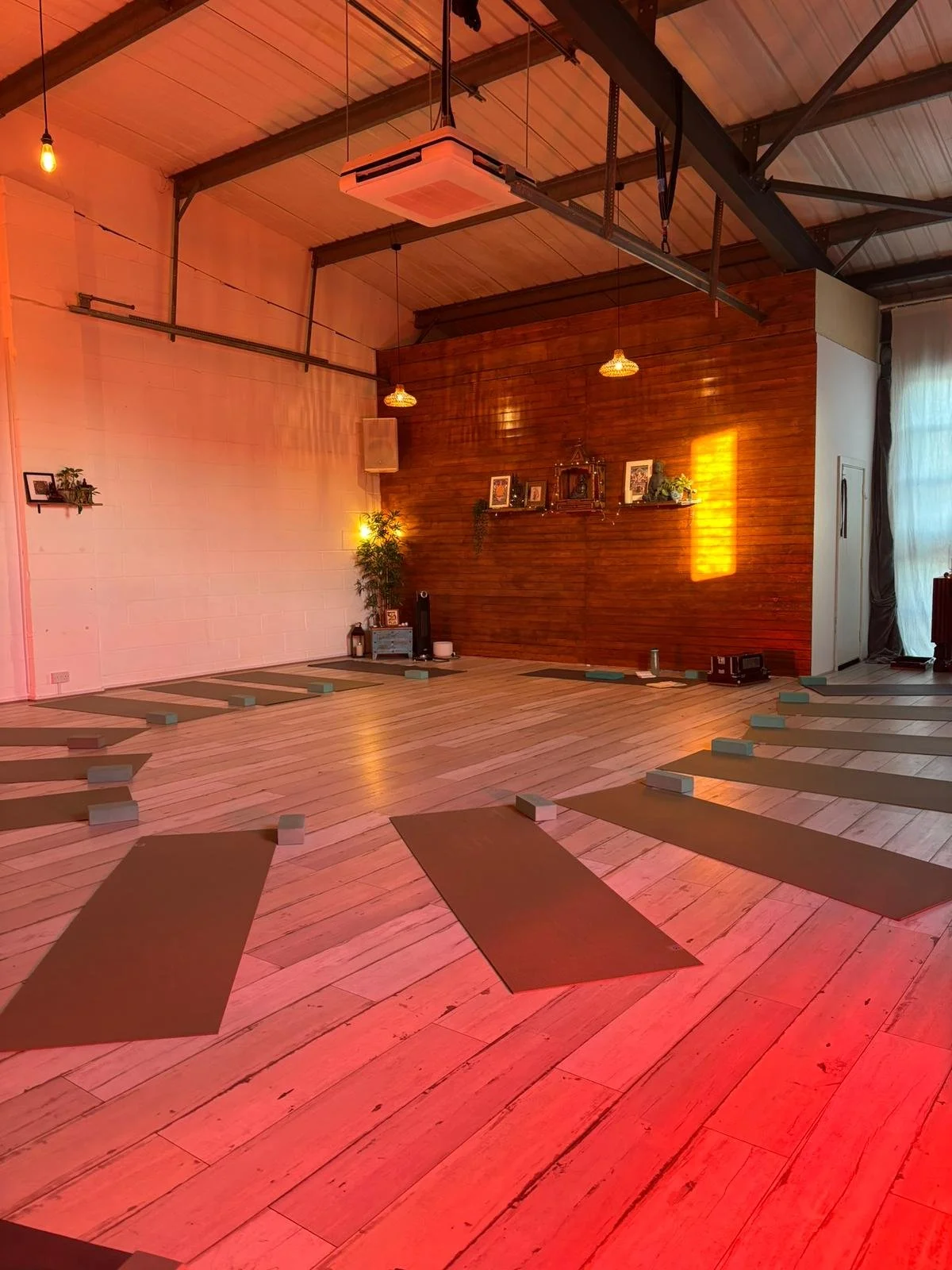 the benefits of infrared heat whilst doing yoga