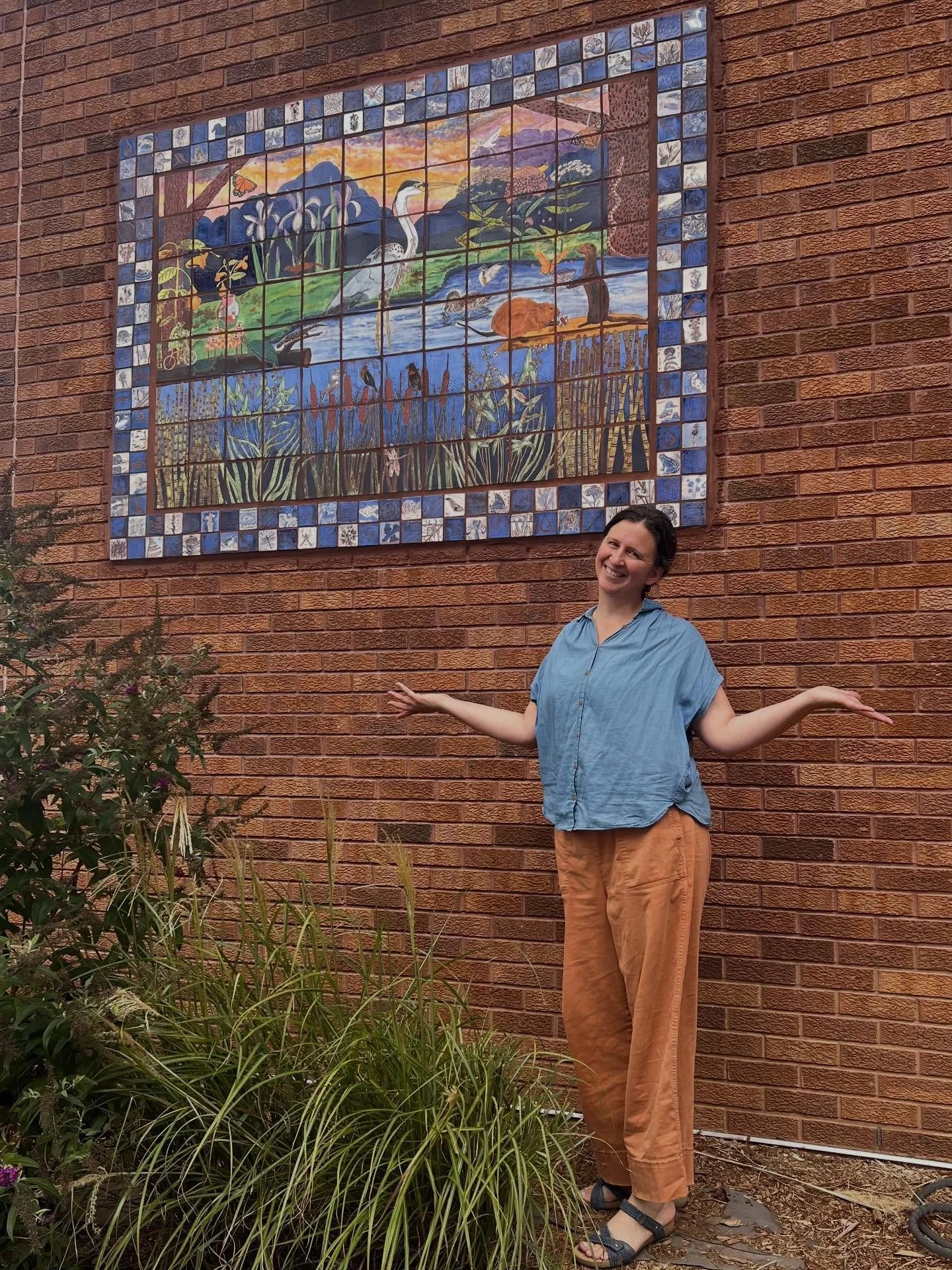 More of this is 2026 please! 🌱🌳🌻🌿🌼🌿🌸

📷: @annaearlyart 

Link in Bio to learn more about this tile mural.