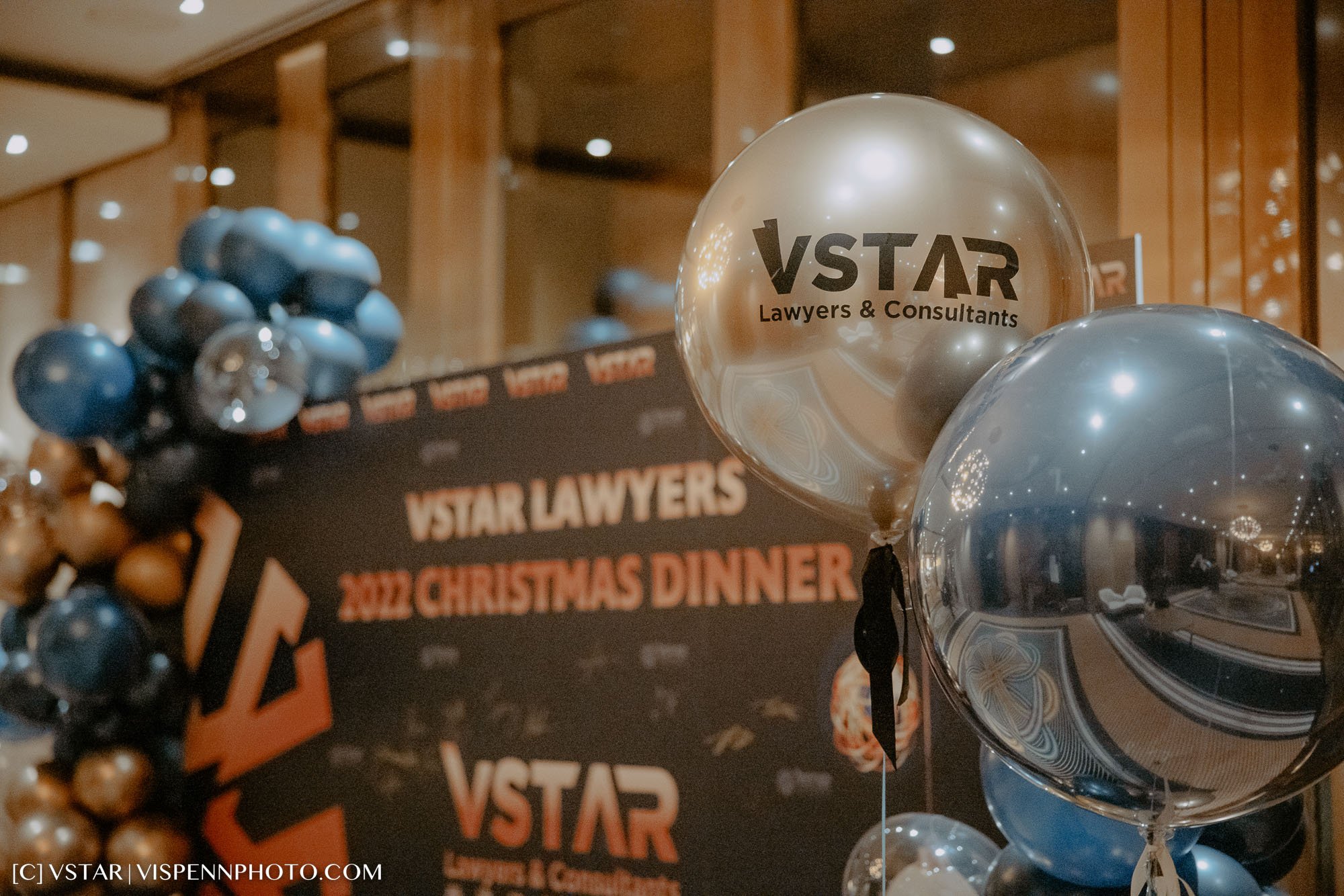 2022 VSTAR Christmas Dinner Gala | Crown