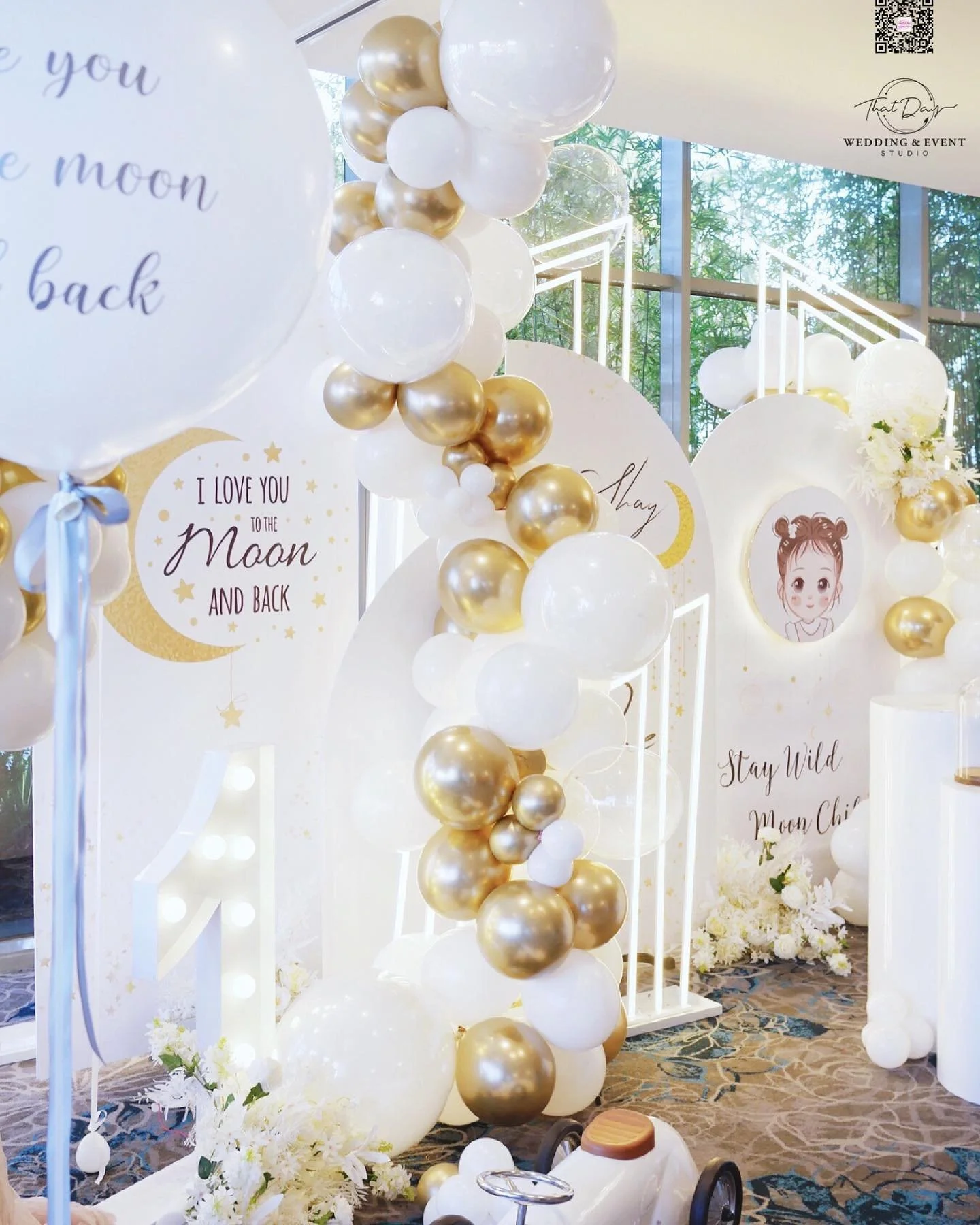 2021/05/22 Shey 1st Birthday Party

#loveyoutothemoonandback  #girlsbirthdayparty #melbournepartyplanner #melbourneballoonstylist #partyideas 
#melbournepartyhire 

Style @thatdayevent 
venue @thepointalbertpark @sunkitchenmelbourne