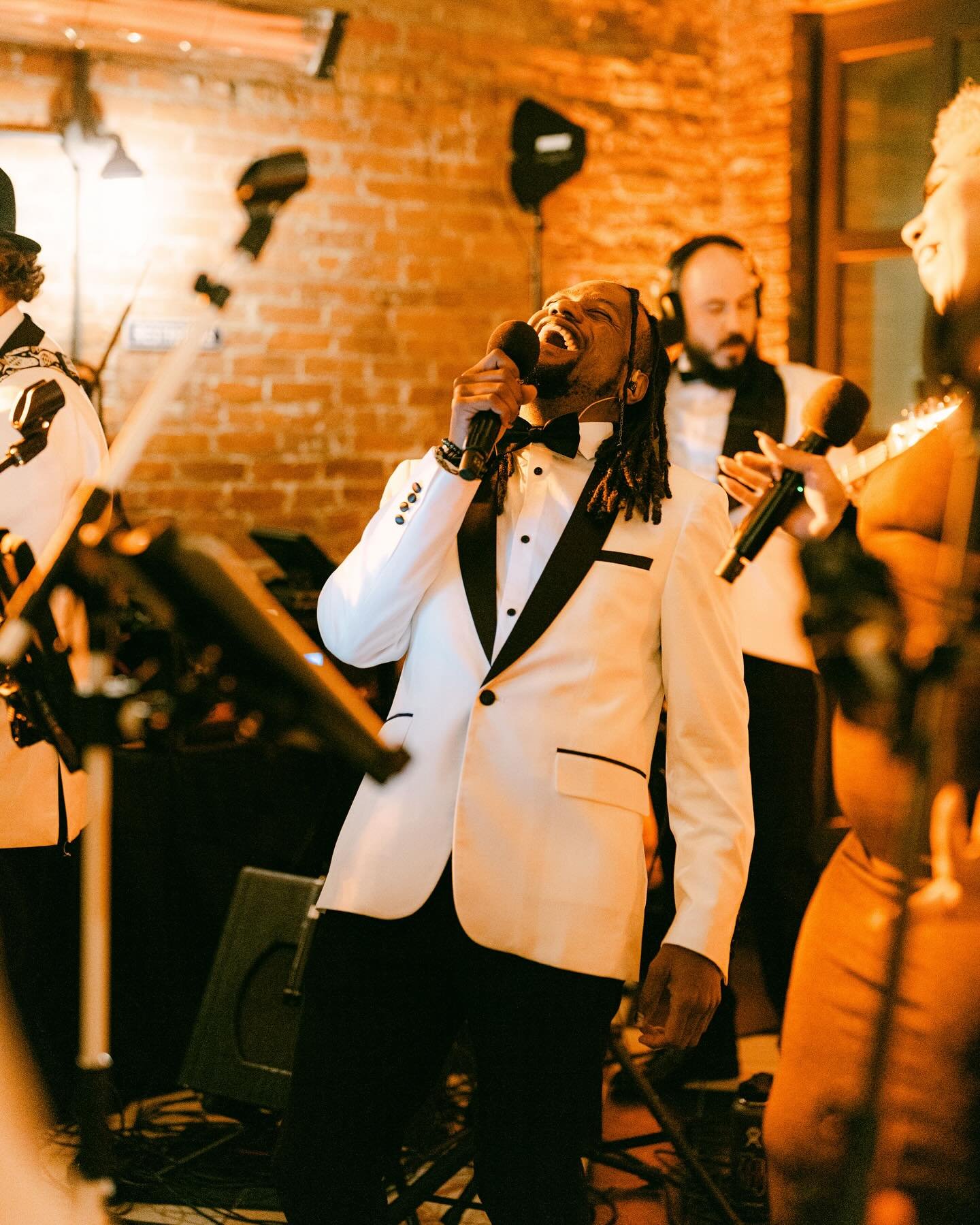It's the joy for us! Thank you for having us, Juliette &amp; Seth 😍✨

💍: Juliette &amp; Seth
💒: @wythehotel 
🌸: @designsbyahnnyc 
📸: @weddingsbynato 
🎞️: @sweet_booths 
💇: @bespokebeautybridal 
🍦: @vanleeuwenicecream 

#HookedOnTHC #TheHookCl
