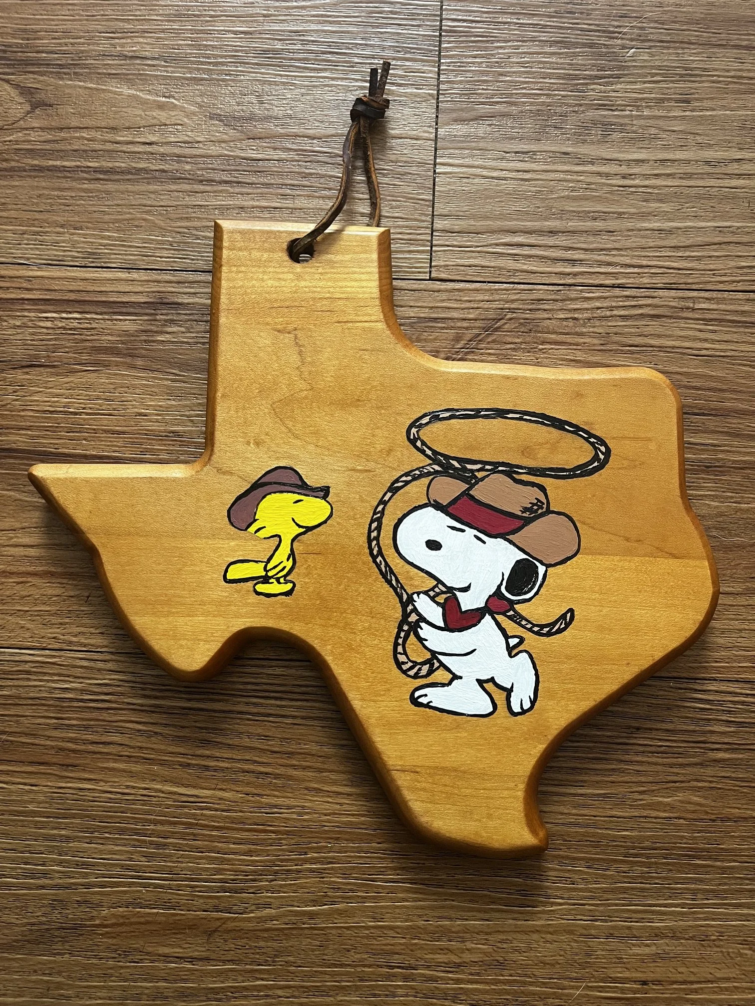 
🔴 (SOLD)  Bee Campbell, Texas, Acrylic on 70s wood decor 10” x 10”