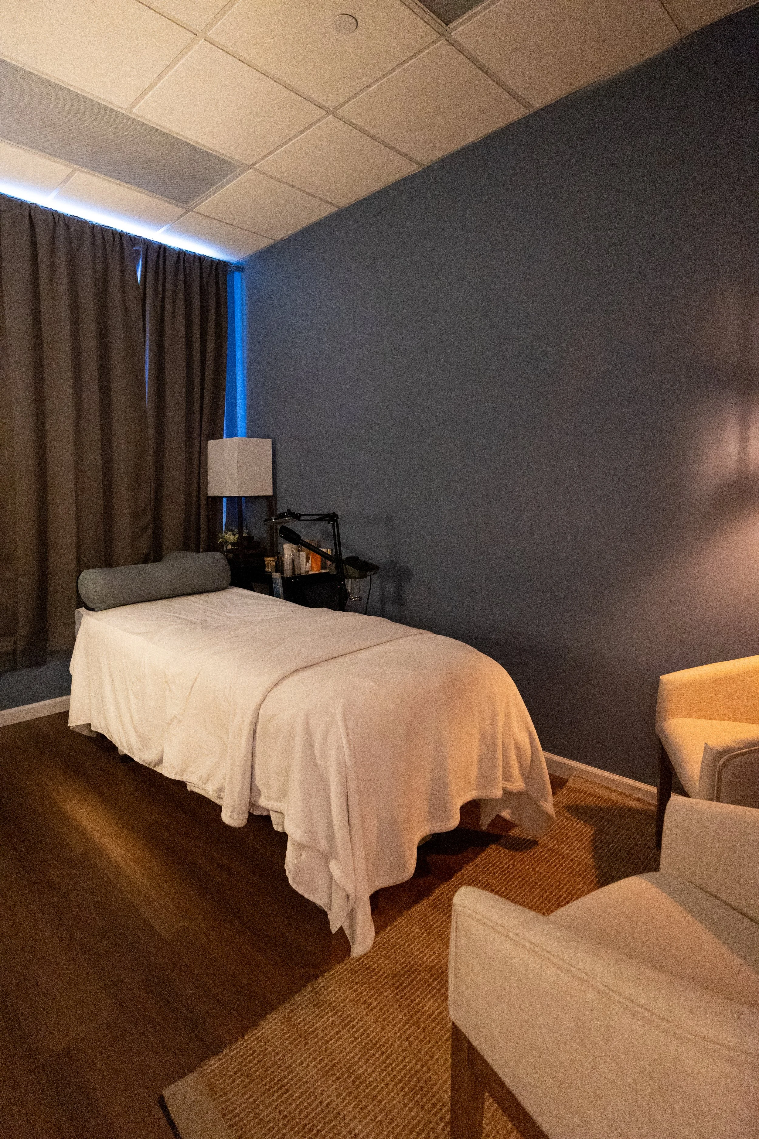 Sapphire Room 2.jpg