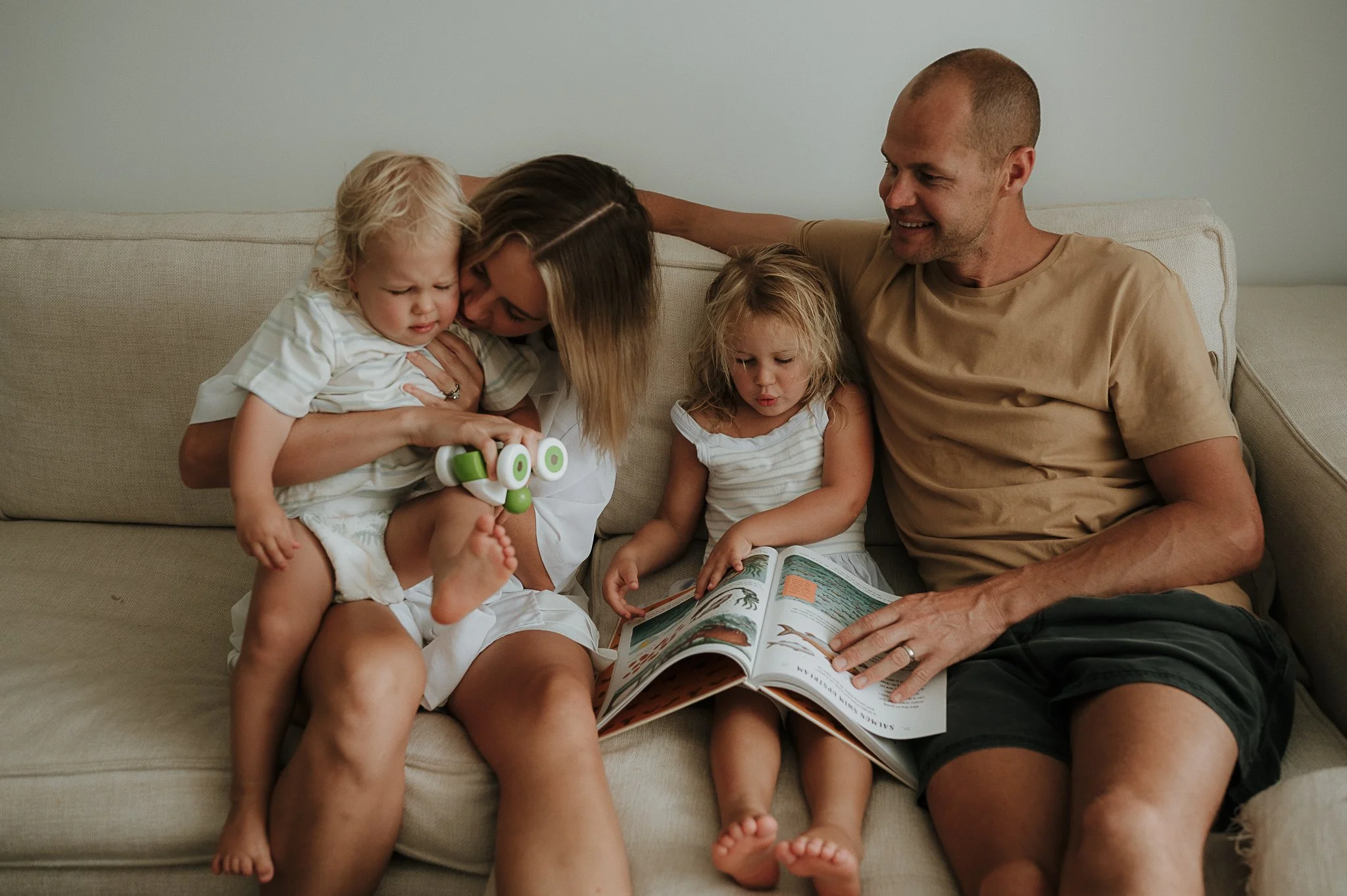 top-reasons-in-home-family-photography-session39.jpg
