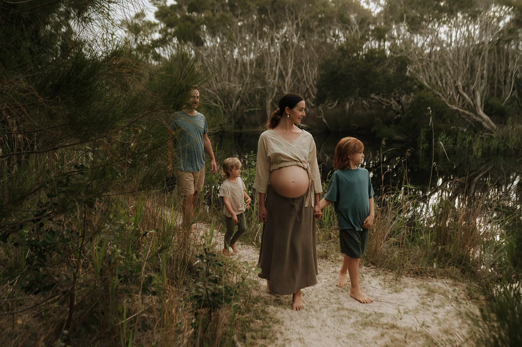 Gold-Coast-Family-Photographer-maternity-movement.jpg
