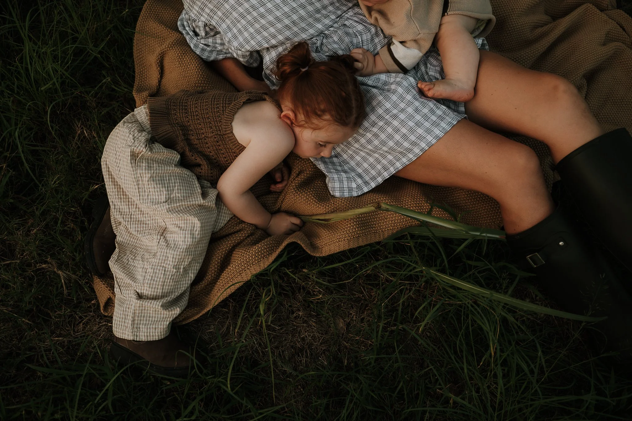 mum-and-her-two-kid-murwillumbah.jpg