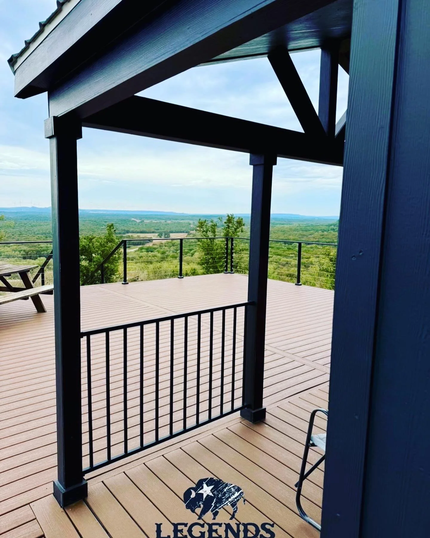 Have you ever wanted to just go off the grid, and escape the daily grind? We have just the spot for you! 

#offthegrid #escapereality #TurnkeyProperty #legendstexas #peaceofmind