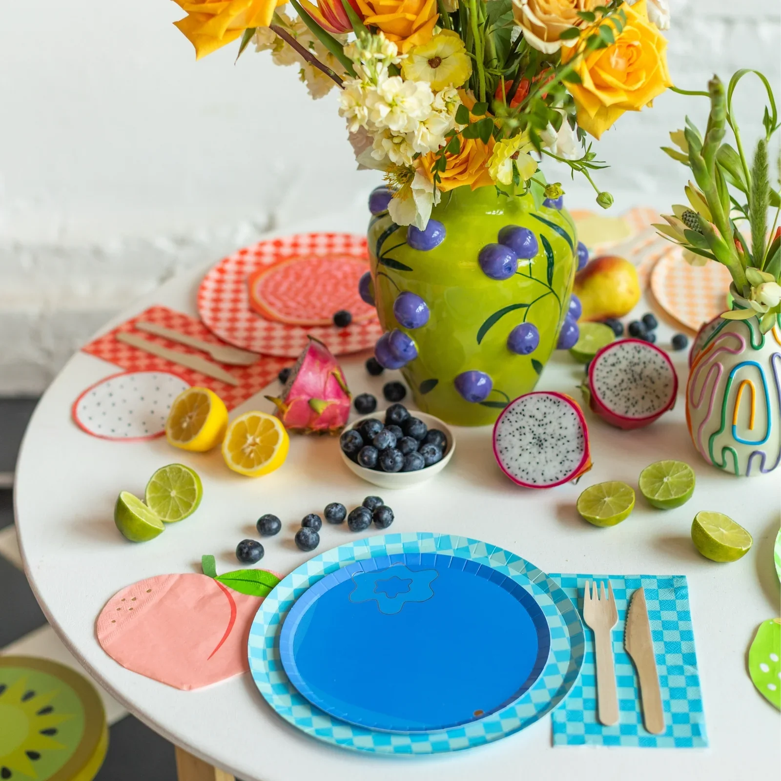 le dinner table ware.webp