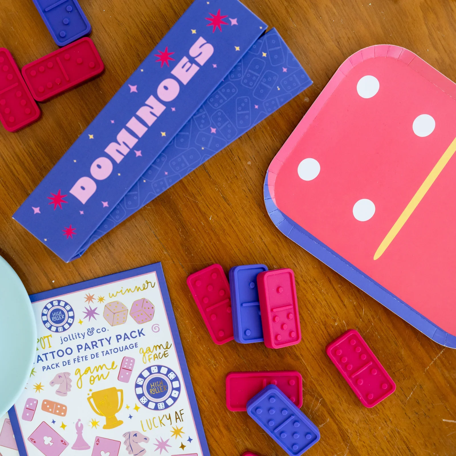 Jollity-Co-Games-Dominoes_800x@2x.webp