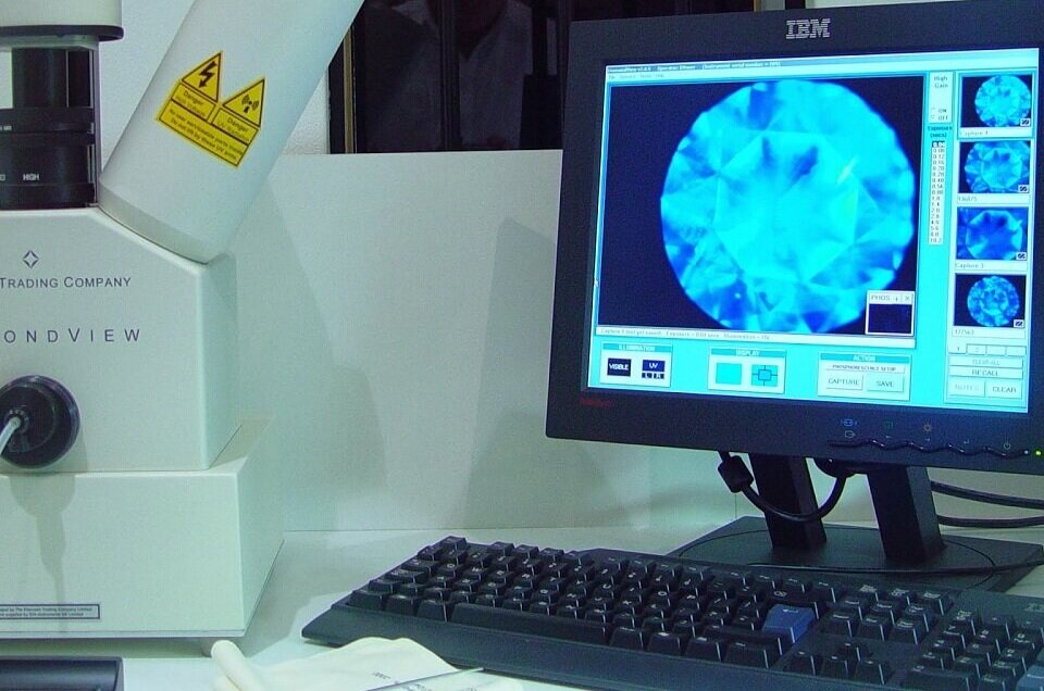 diamond-view-examination.jpg