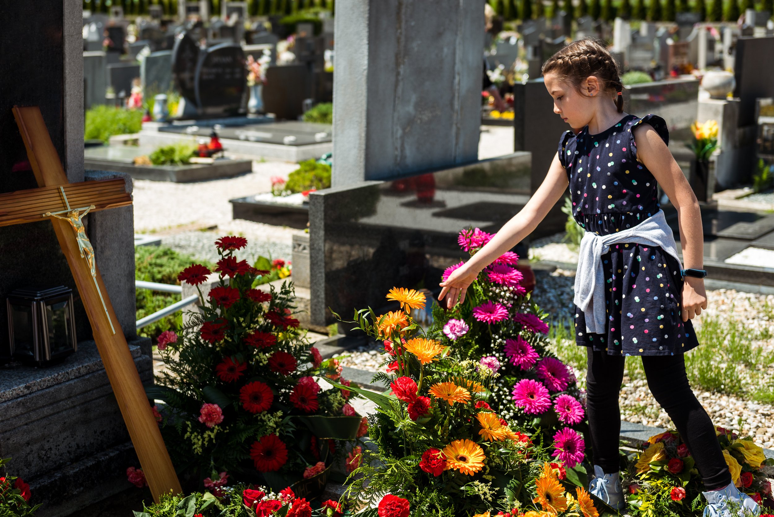 Guiding Little Hearts: Helping Your Child Through the Loss of a Grandparent