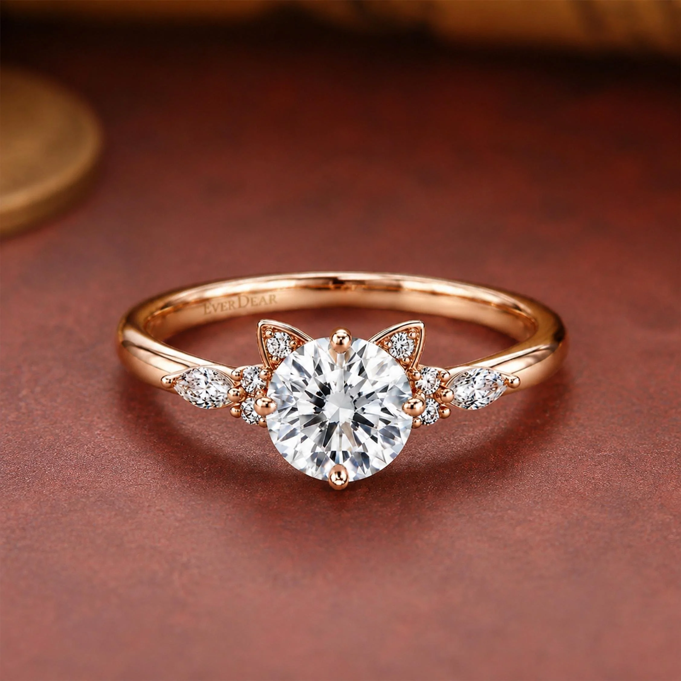 ED_R8611-1.0ct_display3.jpg