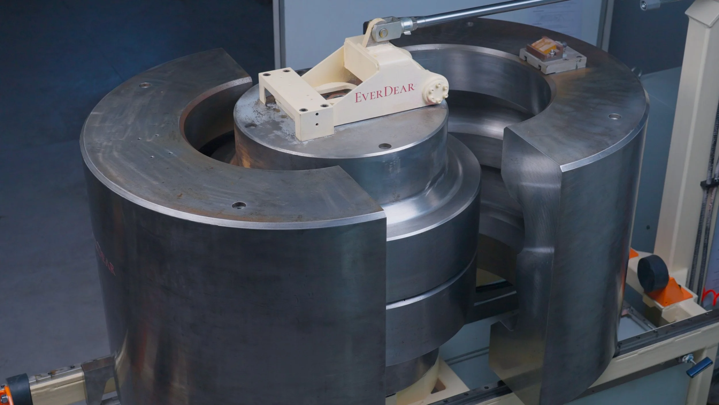 HPHT Diamond Growth Equipment