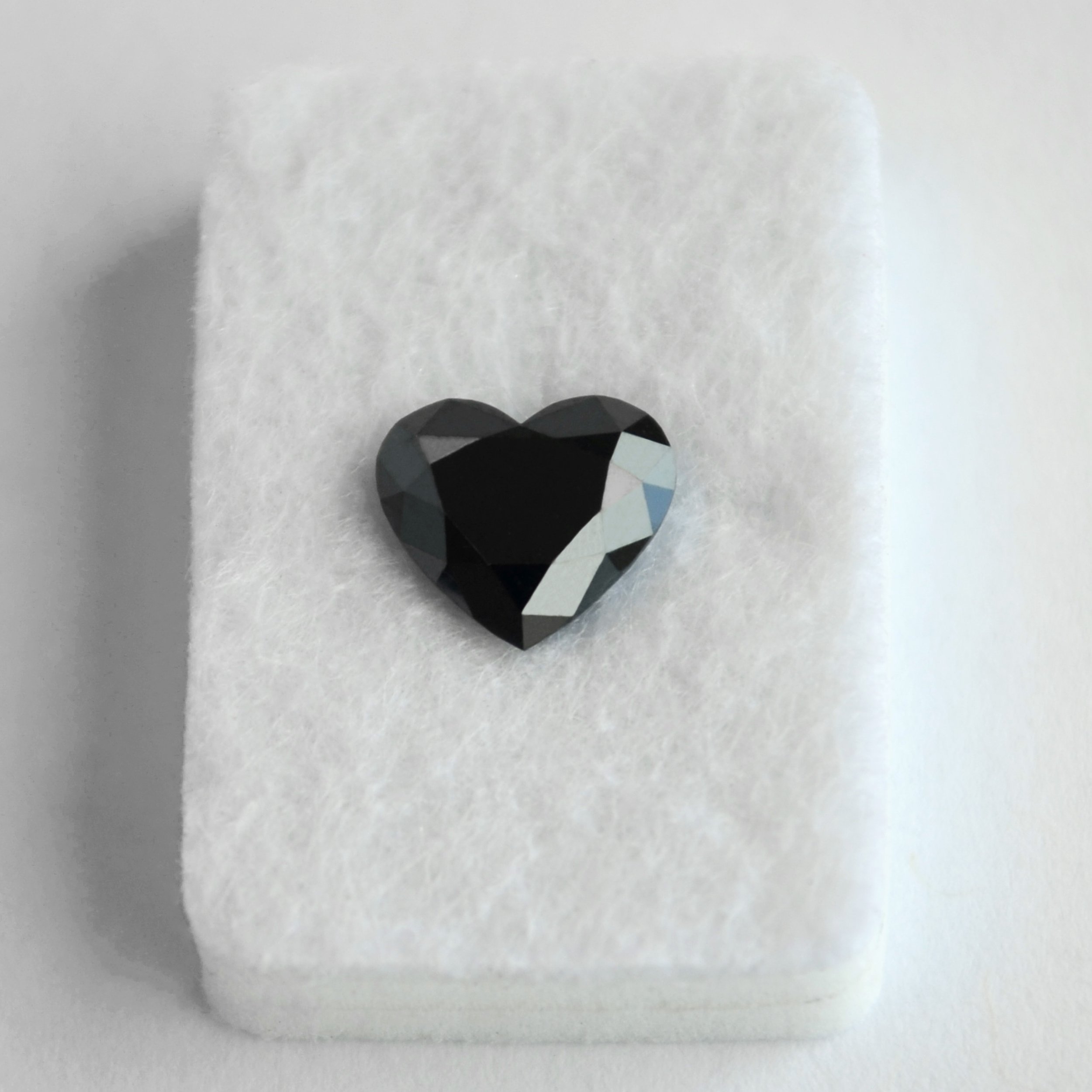 Black_1.00-1.29ct_Heart_3344166144.JPG