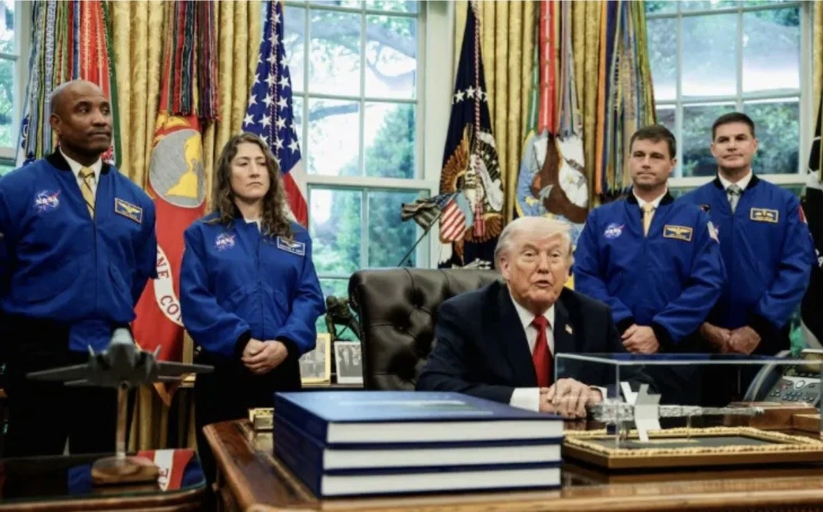 Trump hosts Artemis II astronauts at White House 2026