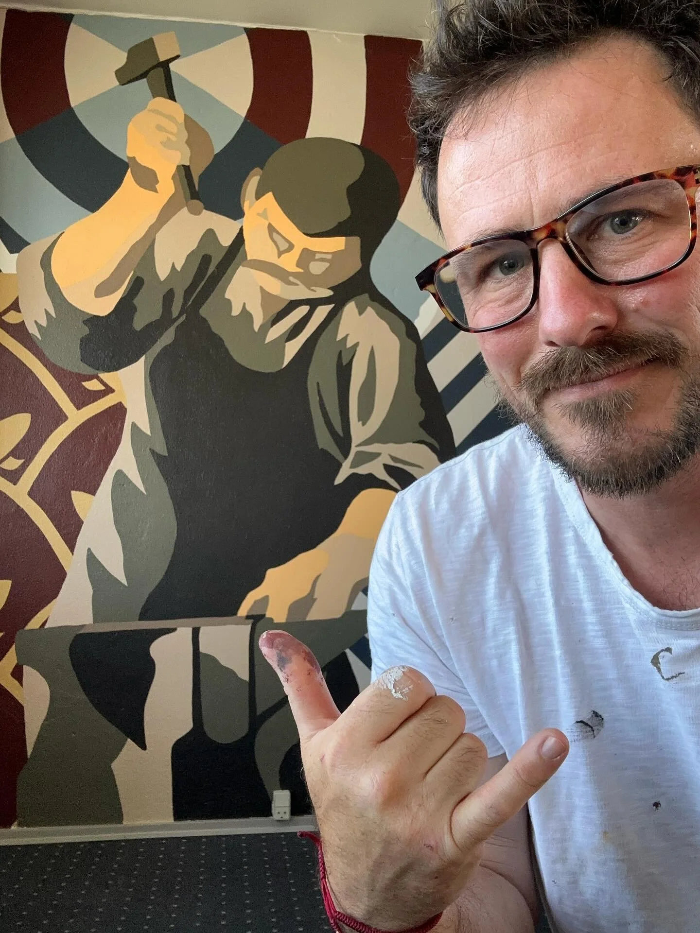 2 murals 3 days&hellip; 
Just finished these 2 murals for @stoeberietsvendborg in Svendborg paying homage to the workers and history of the place, a former black smith factory where the forged iron stoves. 
.
#blacksmith #st&oslash;beri #st&oslash;be