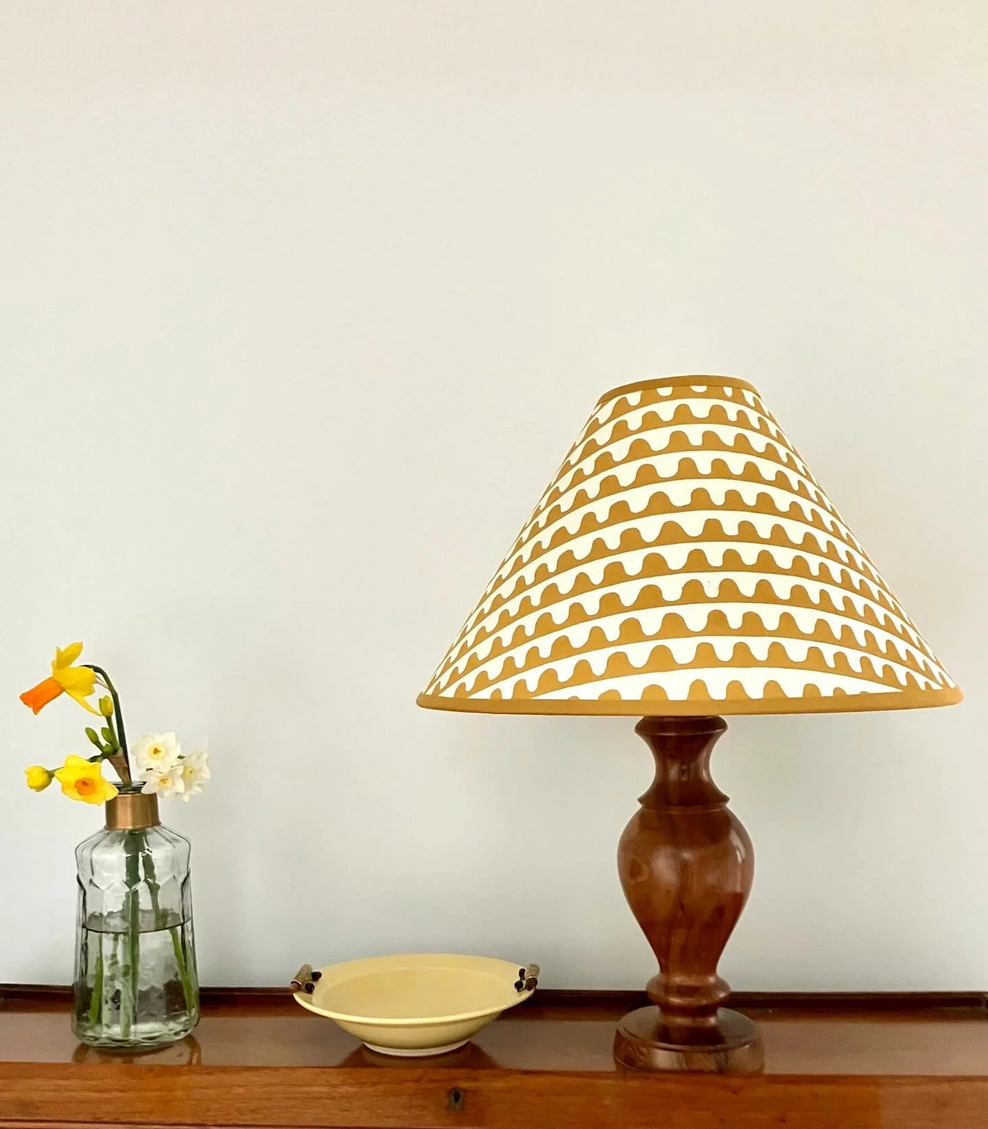 Feeling a little more like spring today 🌞

#home #lampshades #yellow #interior