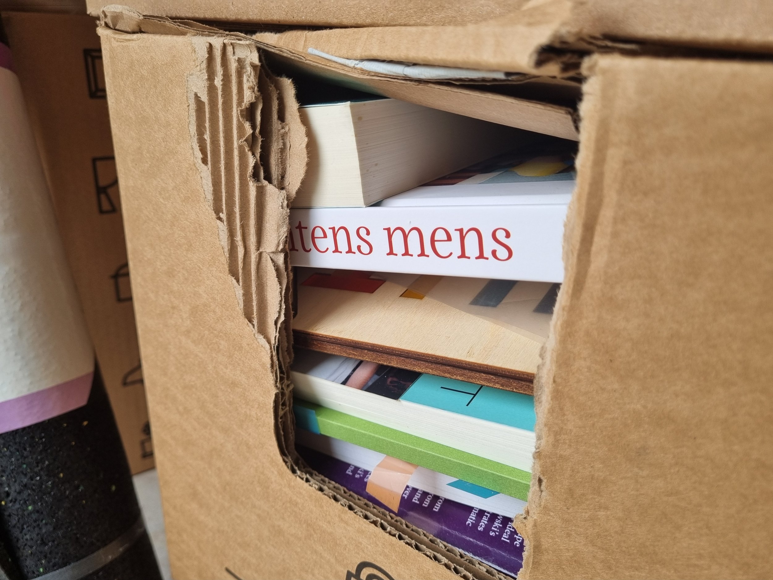 Motivaties: in elkaar gehaakte handen