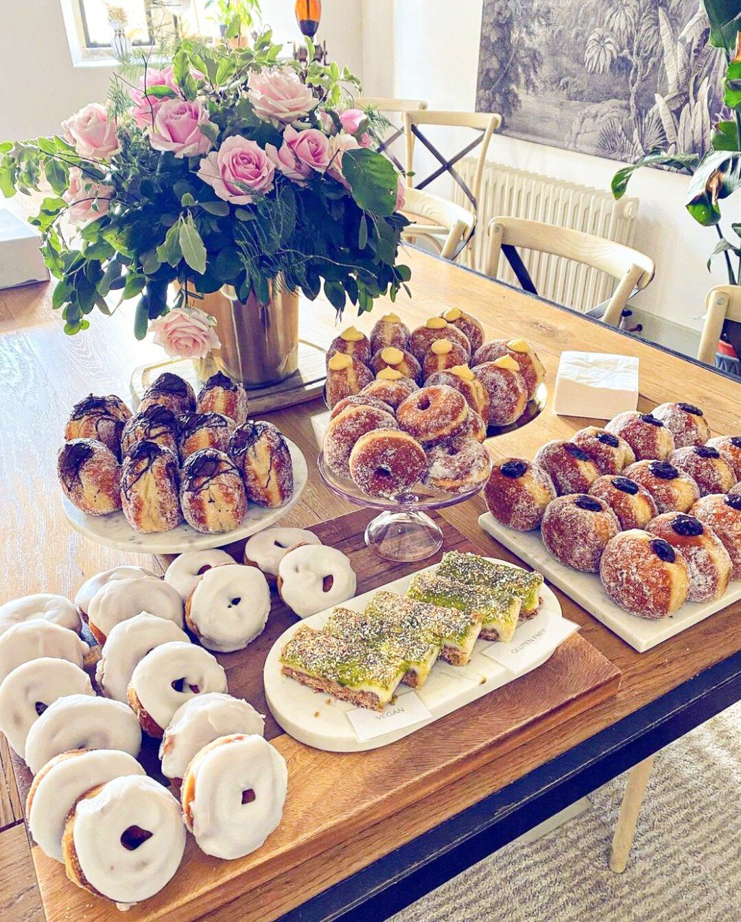 🦌Time to add a sweet Sunday brunch with @bigwigsbakery to your Almer #wishlist ❤️