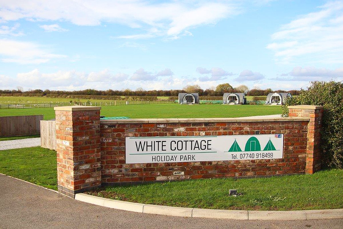 White Cottage Holiday Park Deckwright — WJ Group