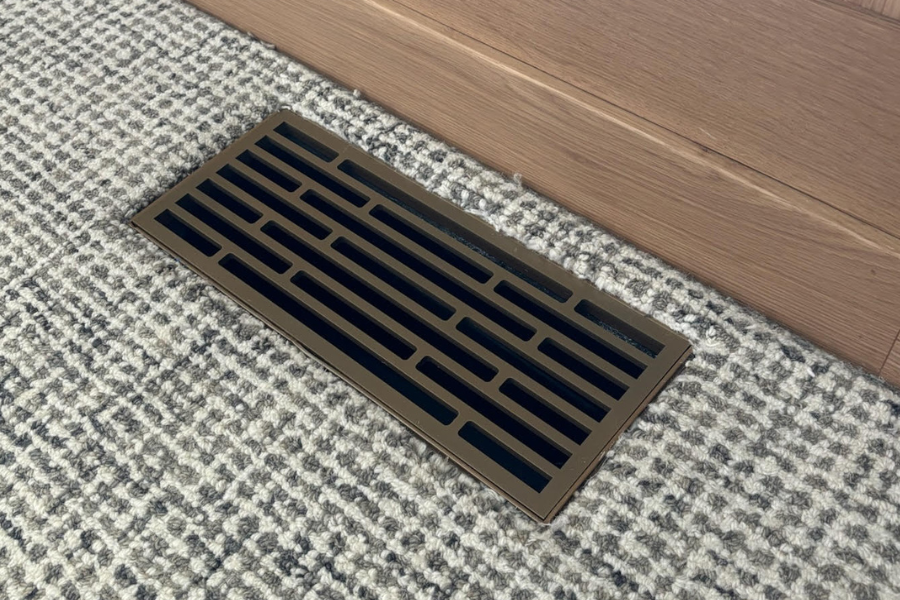 Straight - Vintage Gold Carpet Inlay