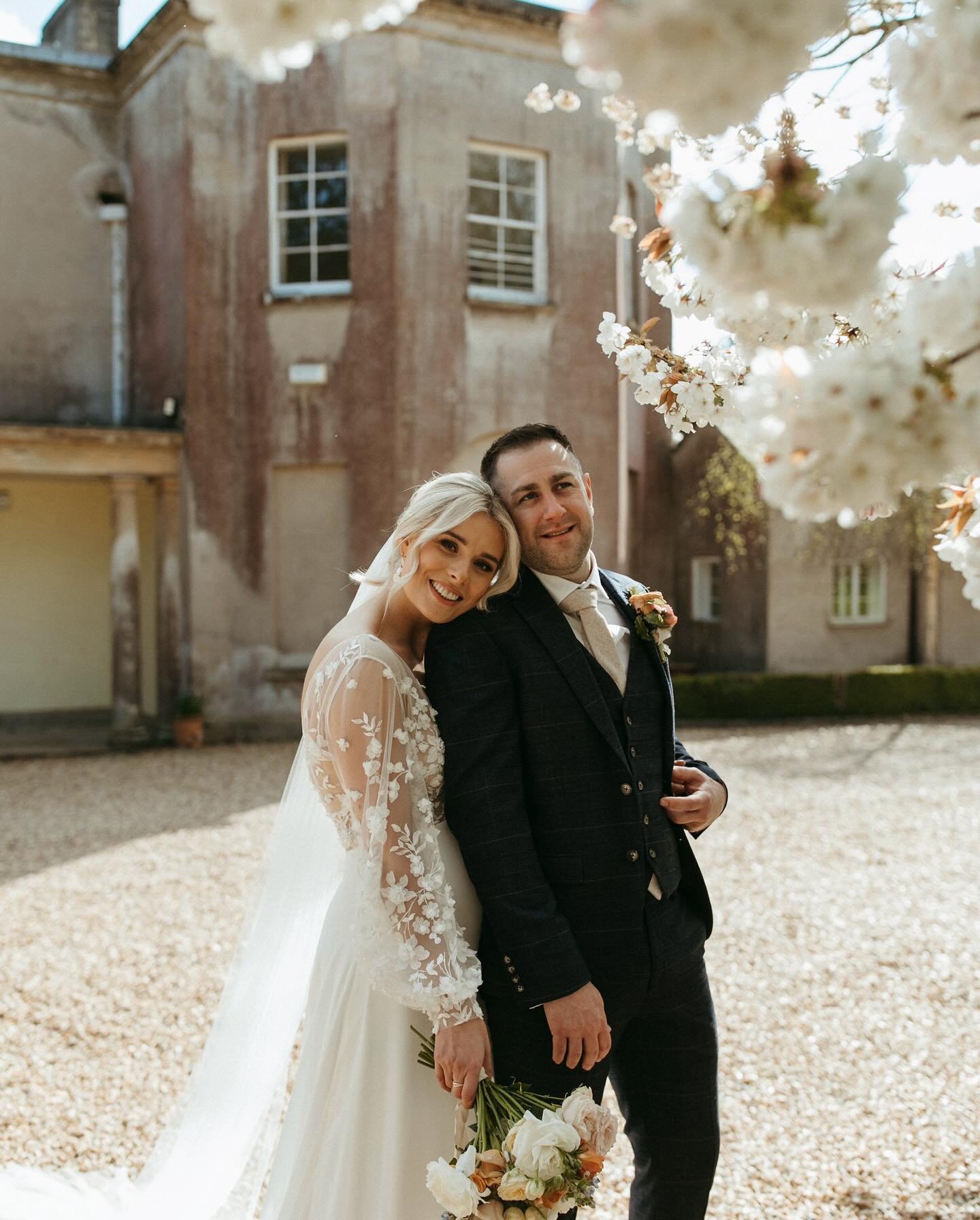 dreaming of spring! B &amp; M at @pennardhouse in the beautiful sunshine
⠀⠀⠀⠀⠀⠀⠀⠀⠀
Dress @themewsbridal
Makeup @christinaouloupimua
Hair @abigailconstanzahair
Ribbon @thesilkstudio.uk
Florals @coppergreenflowers