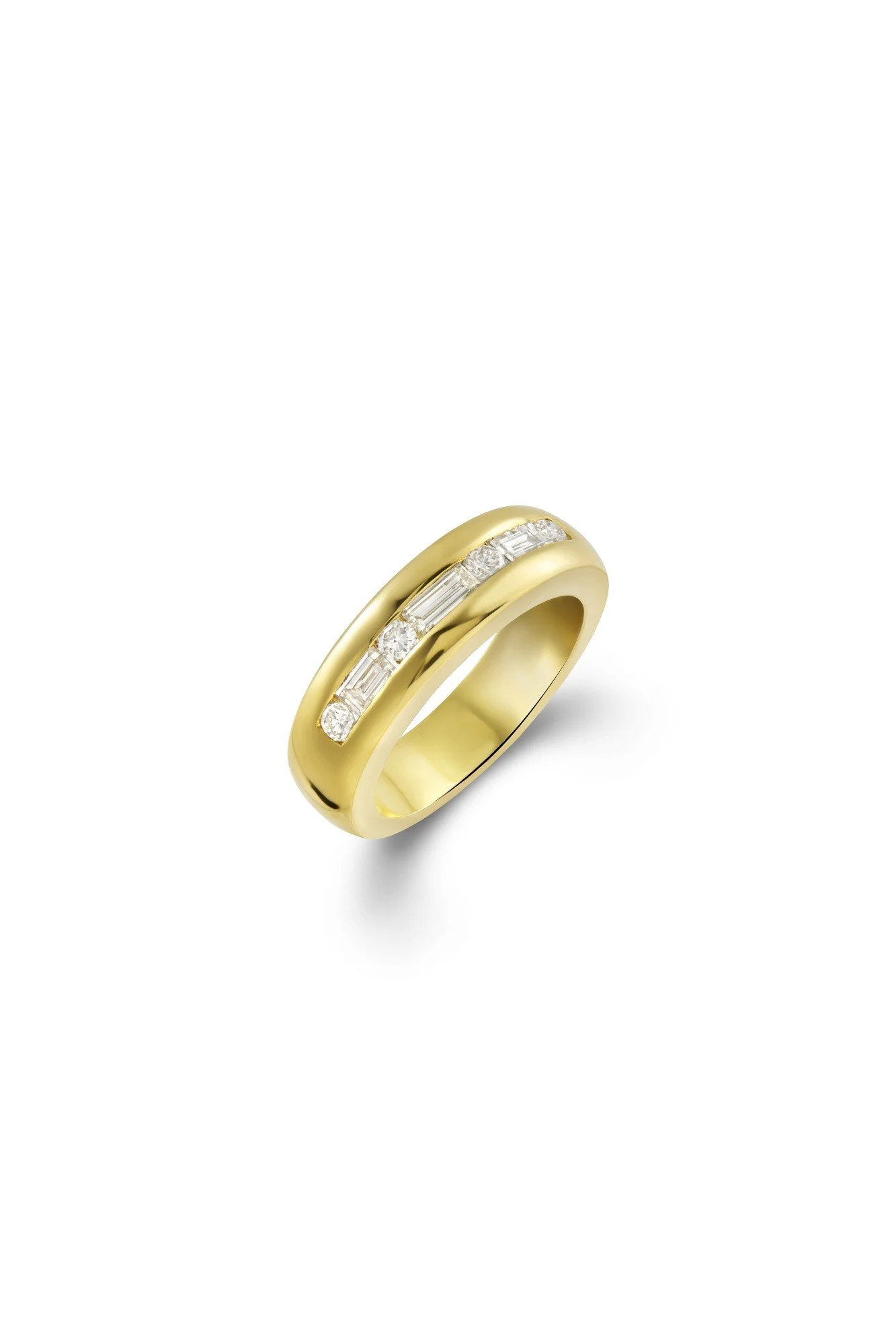 18ct Gold and Diamond Ring