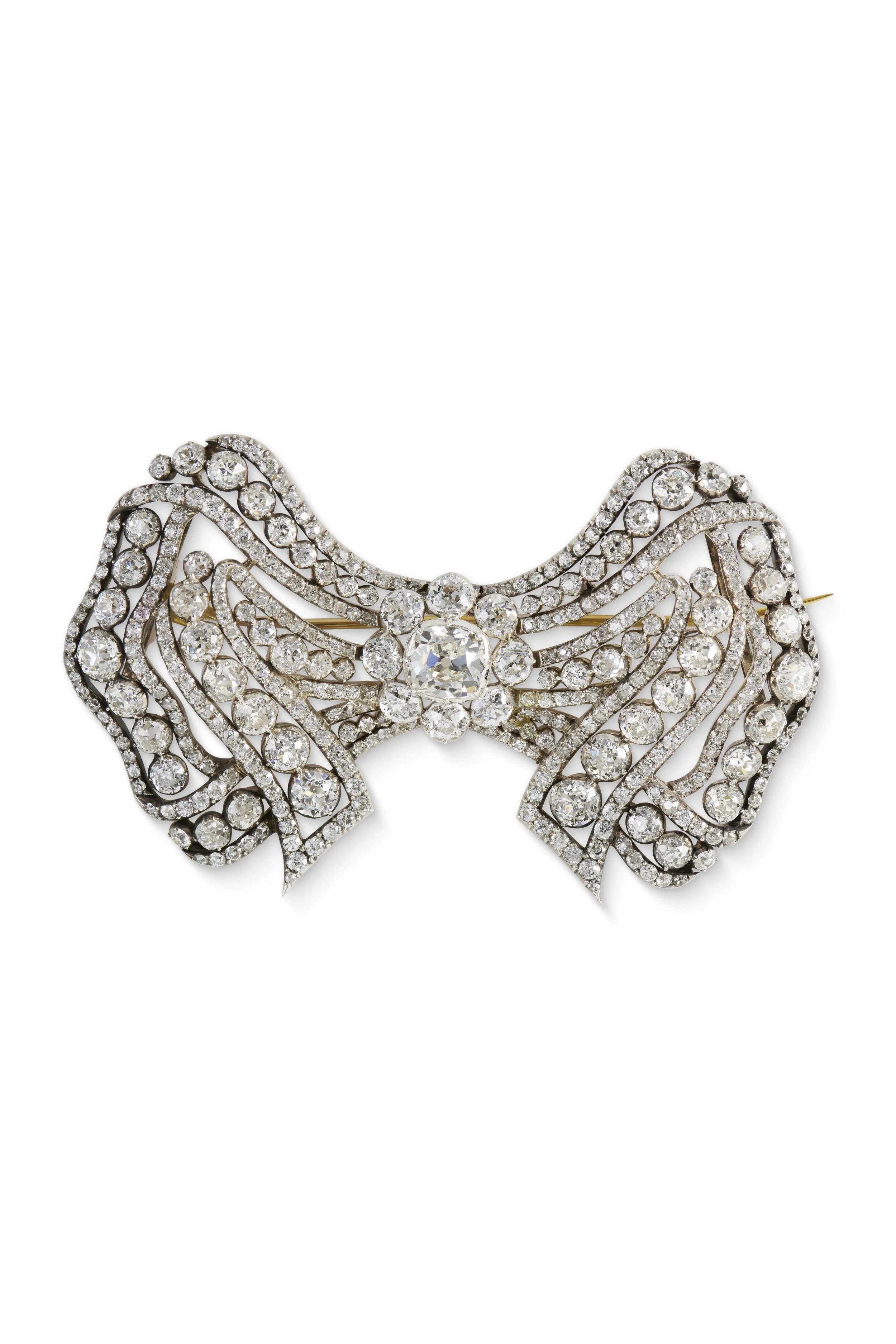 Highly Impressive Victorian Ribbon Bow Brooch
