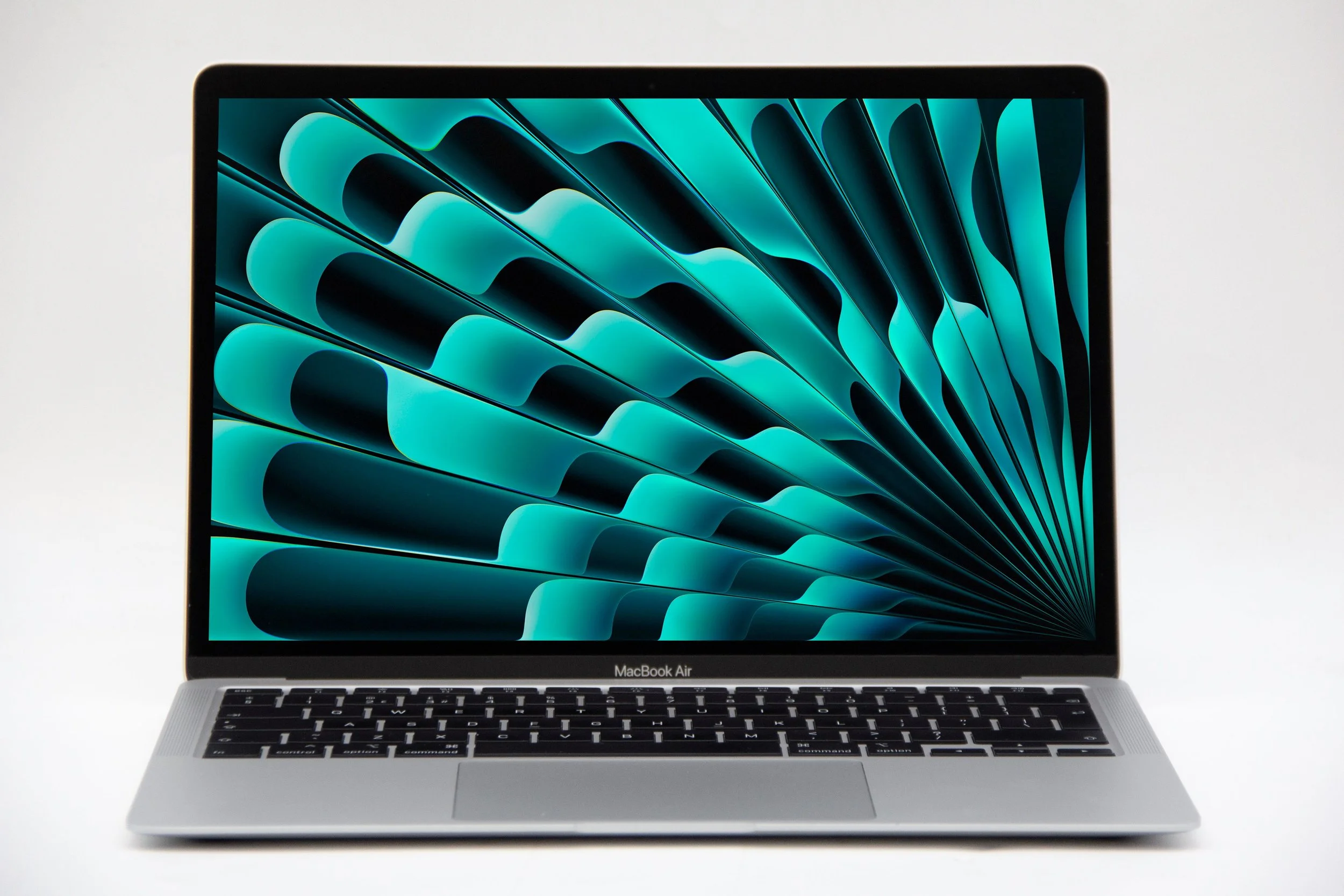 MacBook Air 2020 MWTJ2J/A 充放電回数：209回 【公式通販】