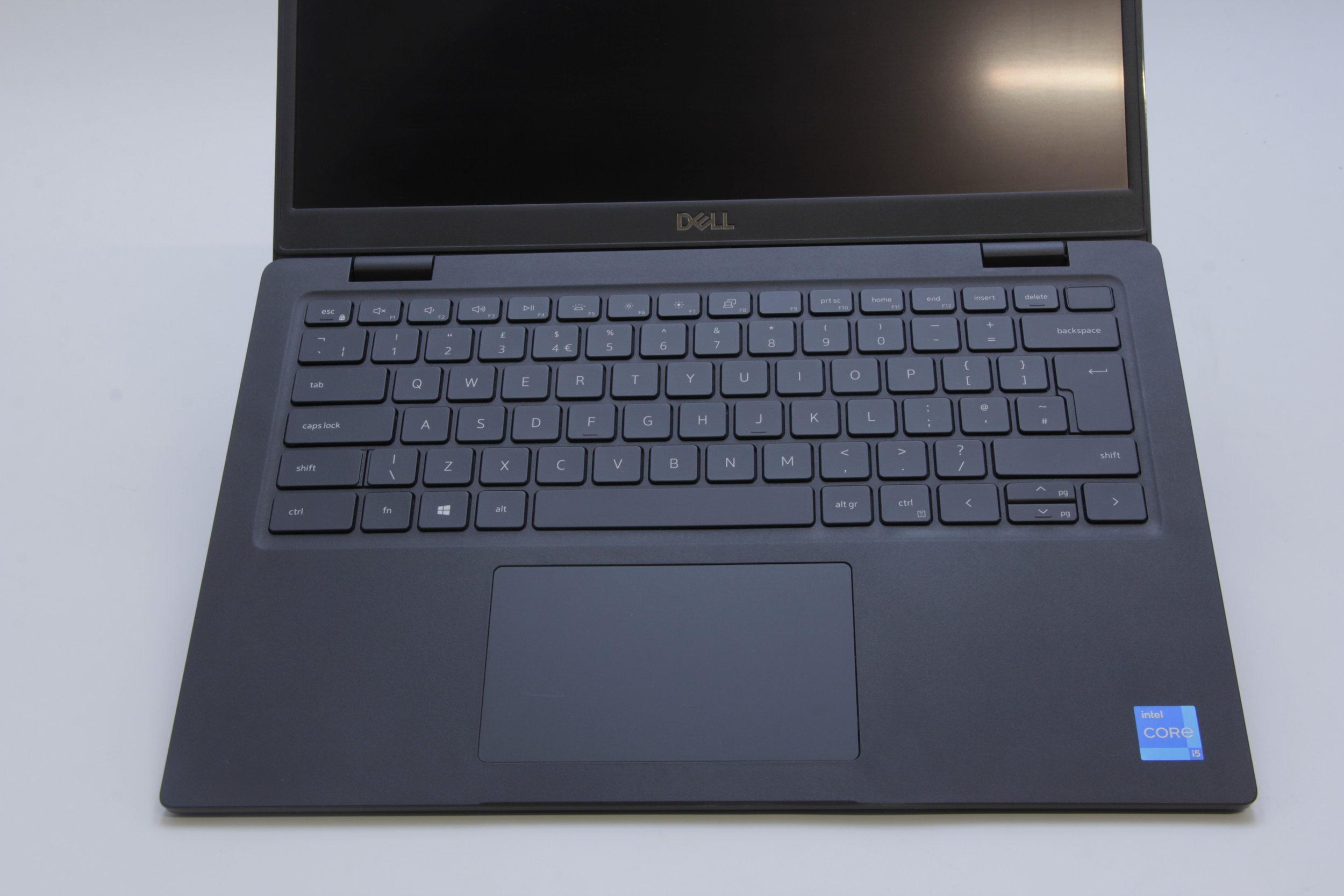Dell Precision 5560 Intel Core i9-11950H 32GB RAM 1TB NVMe Dell Precision 5560 Intel Core i9-11950H 32GB RAM 1TB NVMe