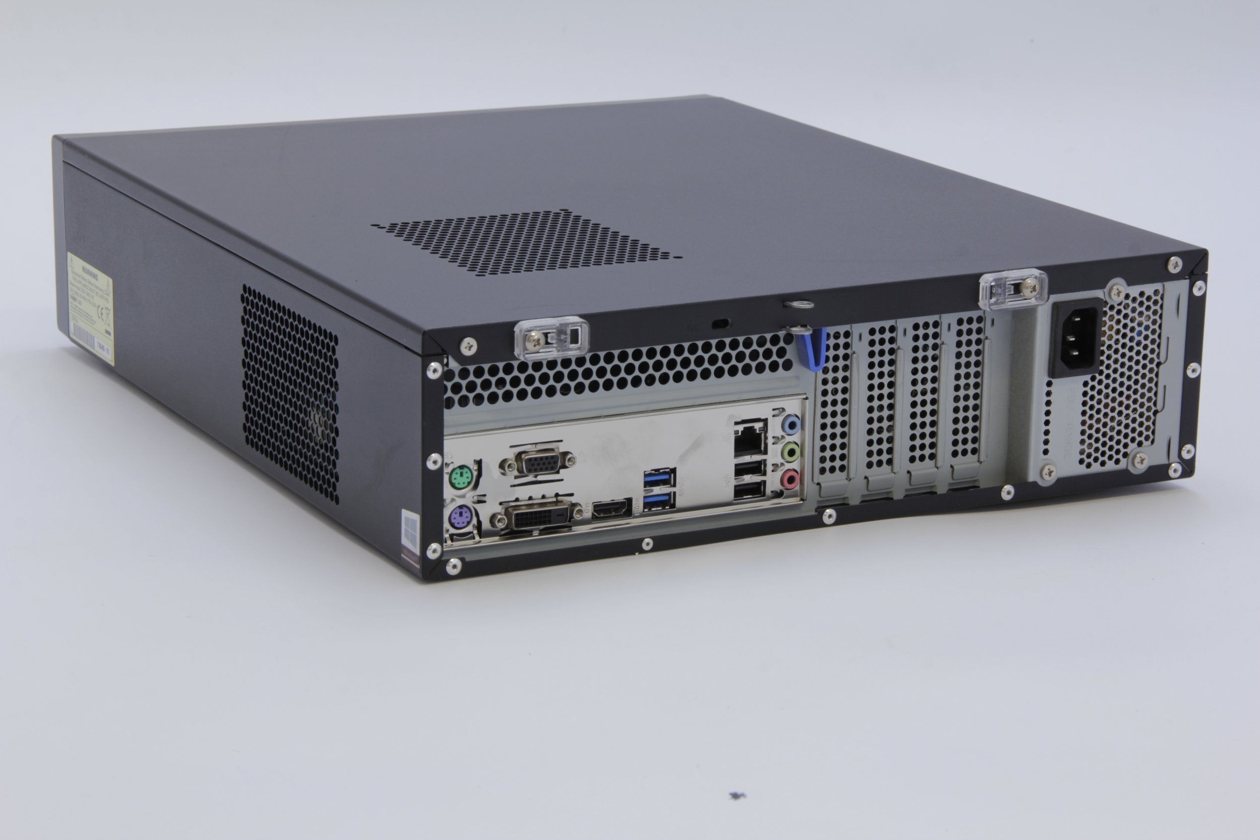 Intel NUC DC3217IYE - Core i3-3217U - 4 GB RAM - Custom