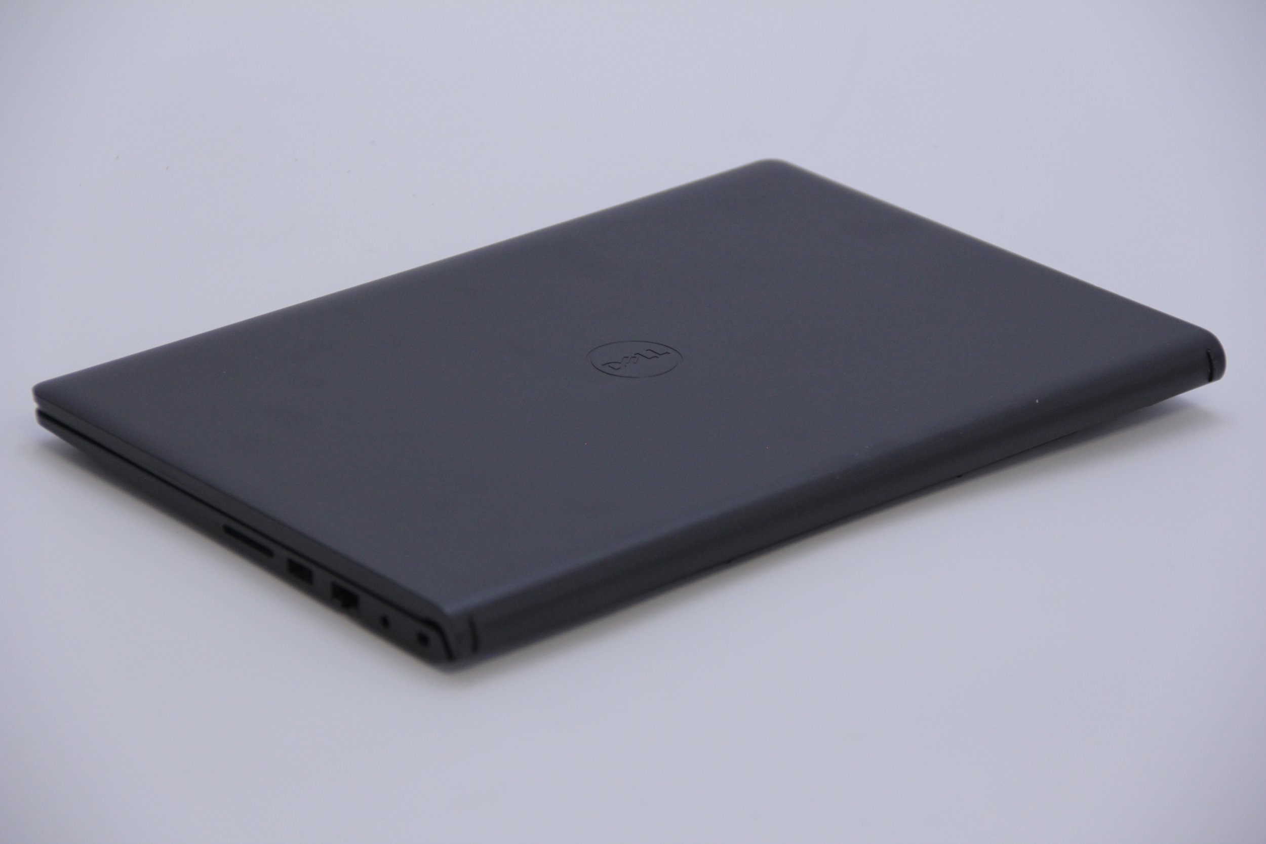 Dell Precision 5550 Intel Core i9-10885H 32GB RAM 1TB NVMe Dell Precision 5550 Intel Core i9-10885H 32GB RAM 1TB NVMe