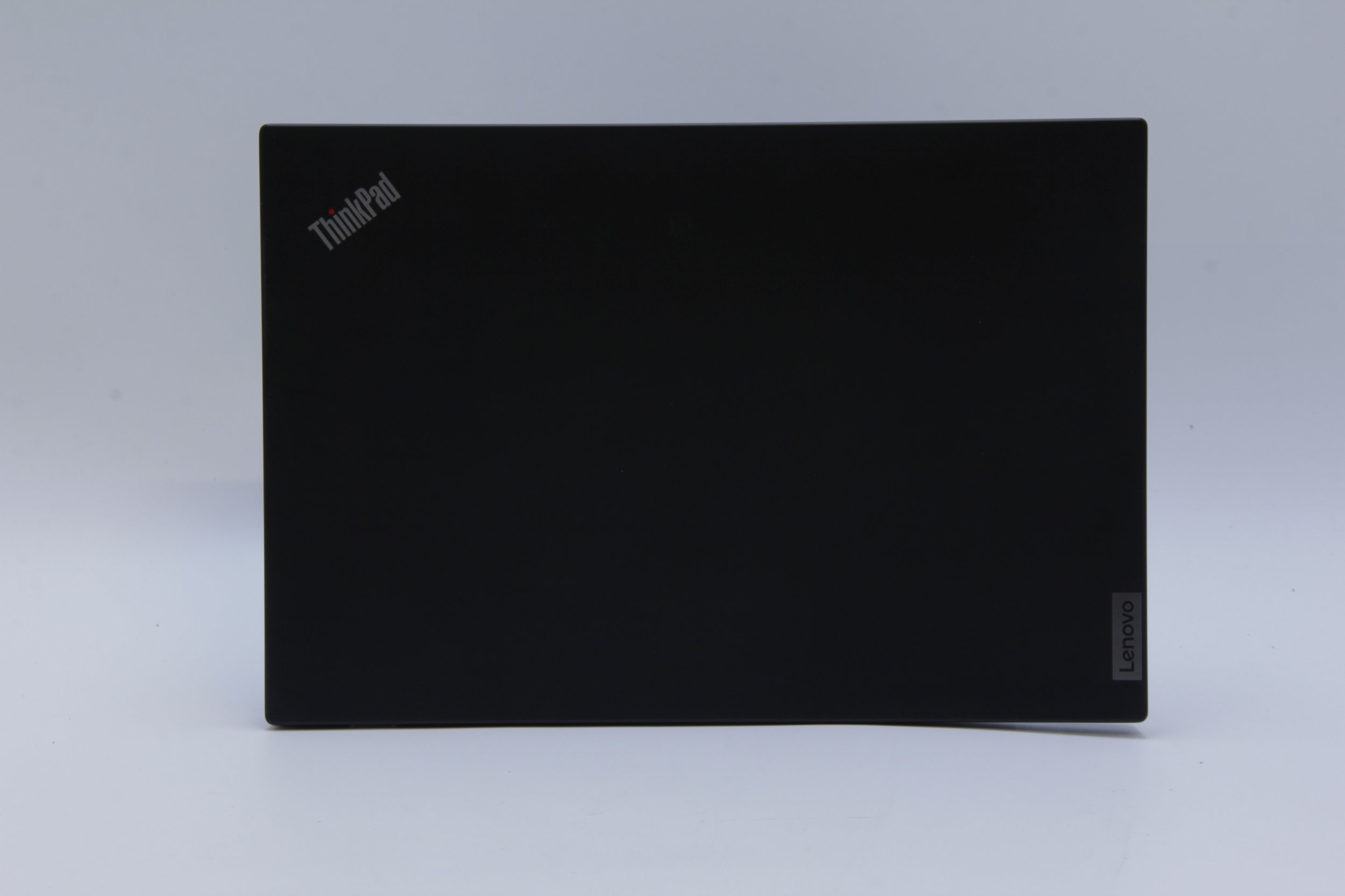 Lenovo Thinkpad X1 Carbon 8th Gen - Intel Core i7 10610U Lenovo Thinkpad X1 Carbon 8th Gen - Intel Core i7 10610U