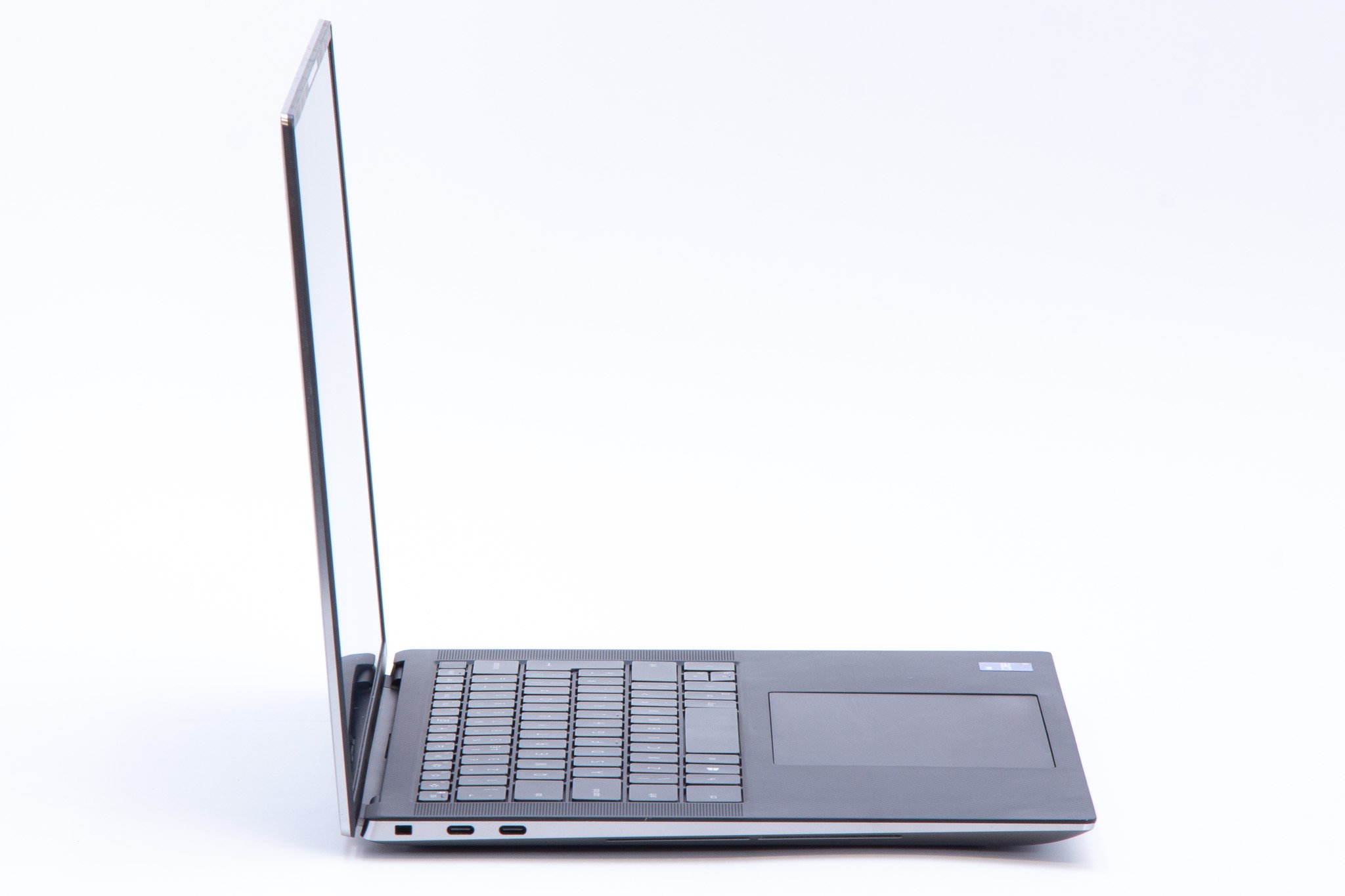 Dell Precision 5560 Intel Core i9-11950H 32GB RAM 1TB NVMe Dell Precision 5560 Intel Core i9-11950H 32GB RAM 1TB NVMe