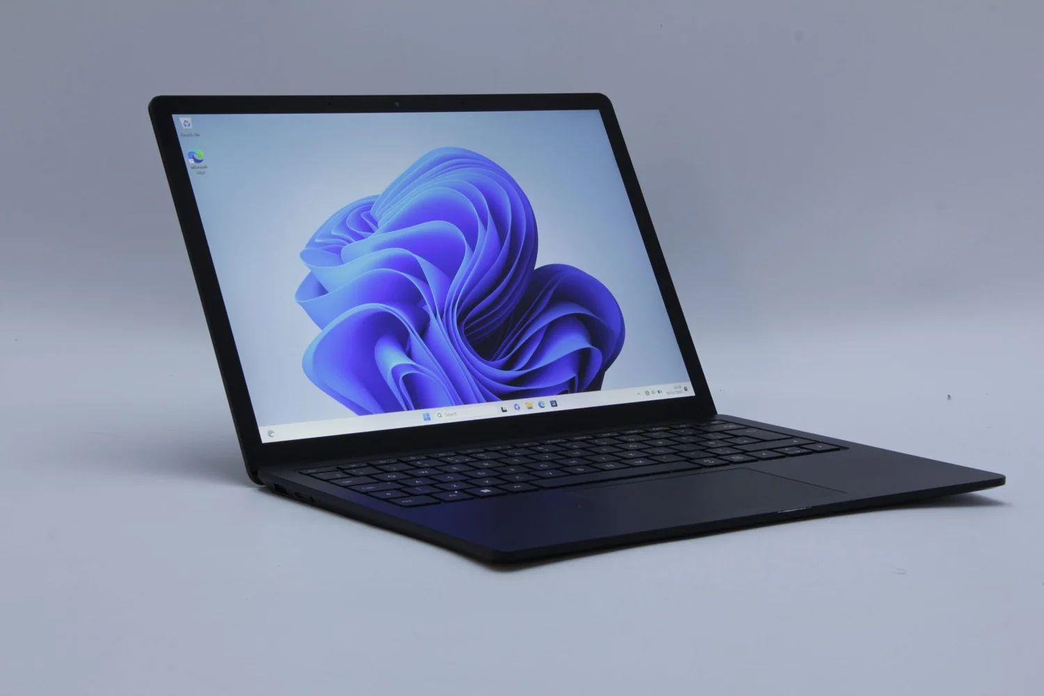 準新品・12世代】SurfaceLaptop5 16G/256G Office 準新品・12世代 