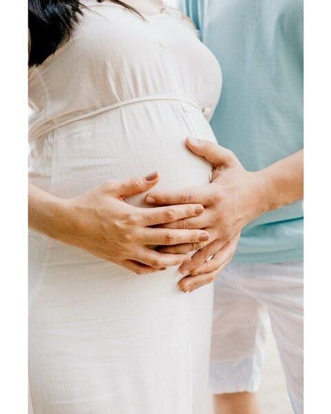 During pregnancy, the body produces a hormone called relaxin that softens ligaments &mdash; the tissues that connect your joints. This is to help make the pelvis more flexible during childbirth.
#SignaturePerinatalCenter #Pregnancy
.
.
.
#SignaturePe