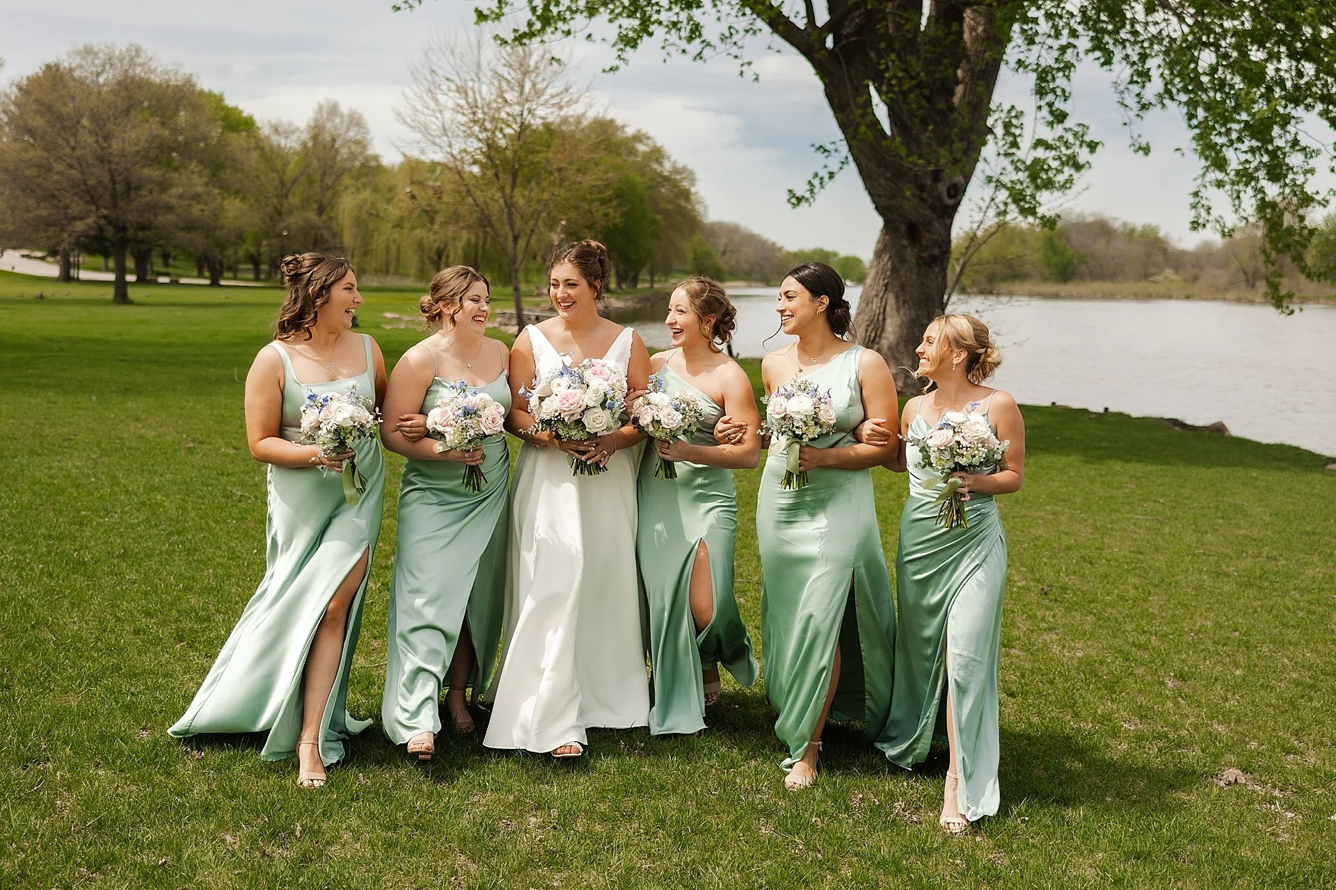 waverly-iowa-spring-wedding-photographer_0013.jpg