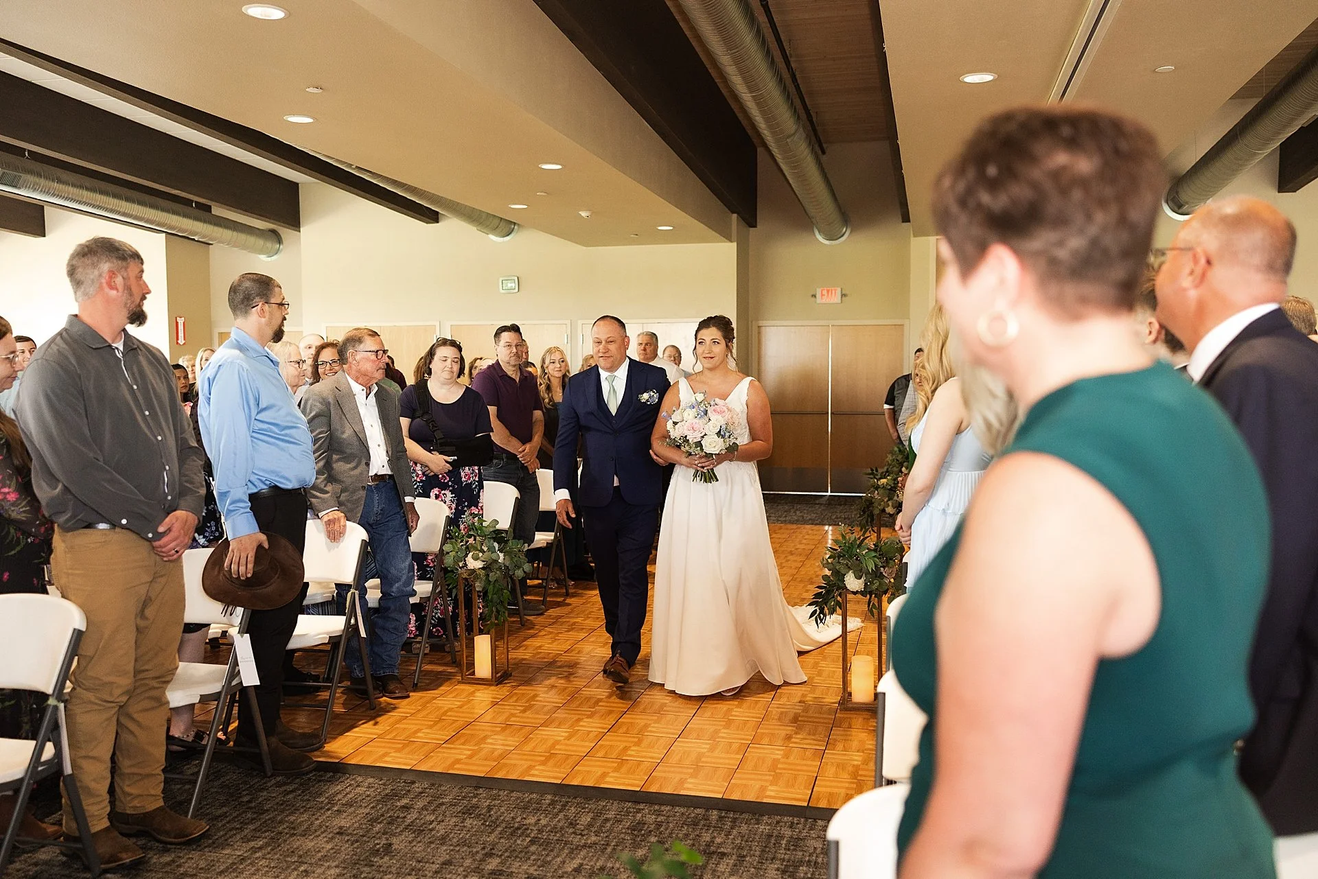 waverly-iowa-spring-wedding-photographer_0020.jpg