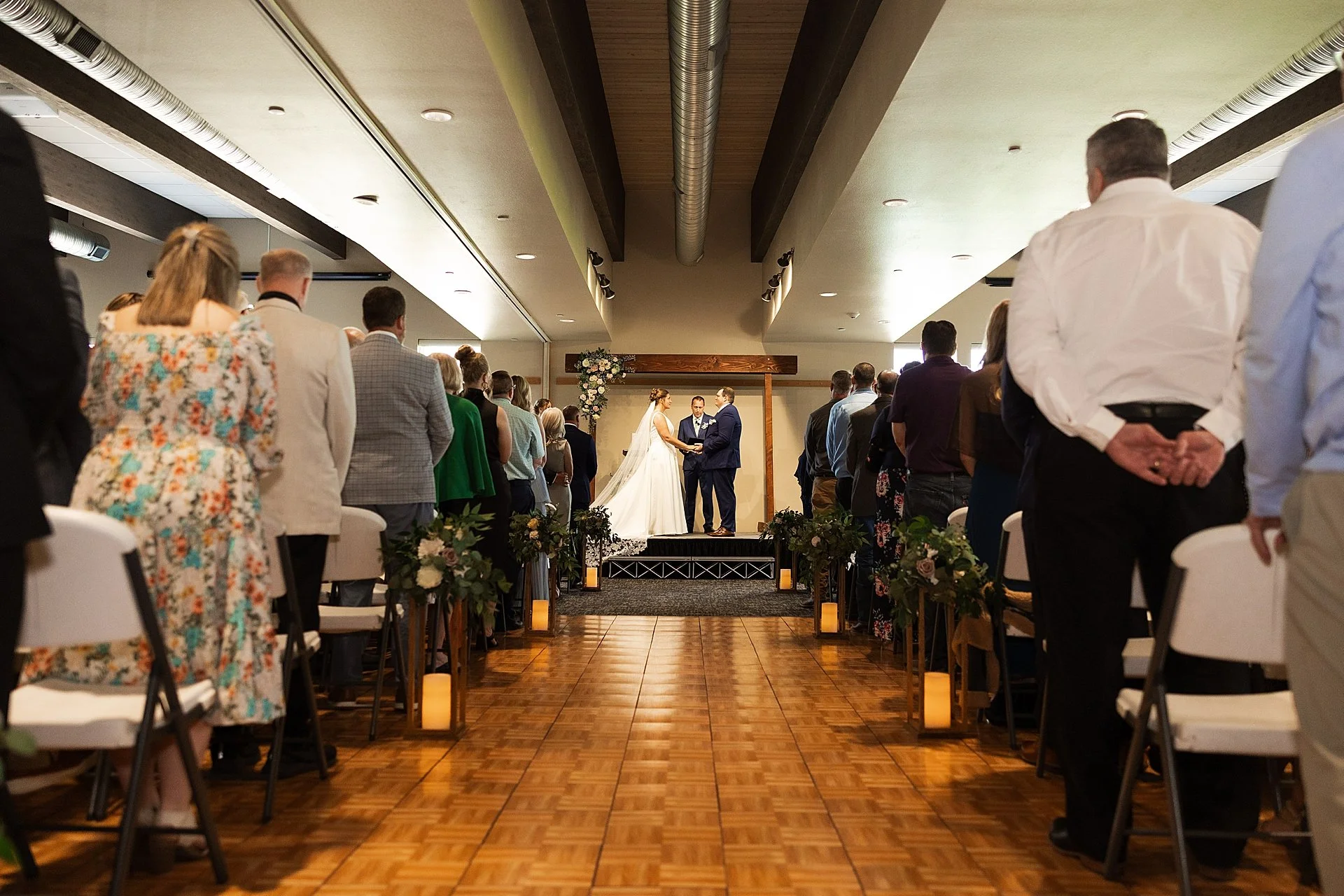 waverly-iowa-spring-wedding-photographer_0021.jpg