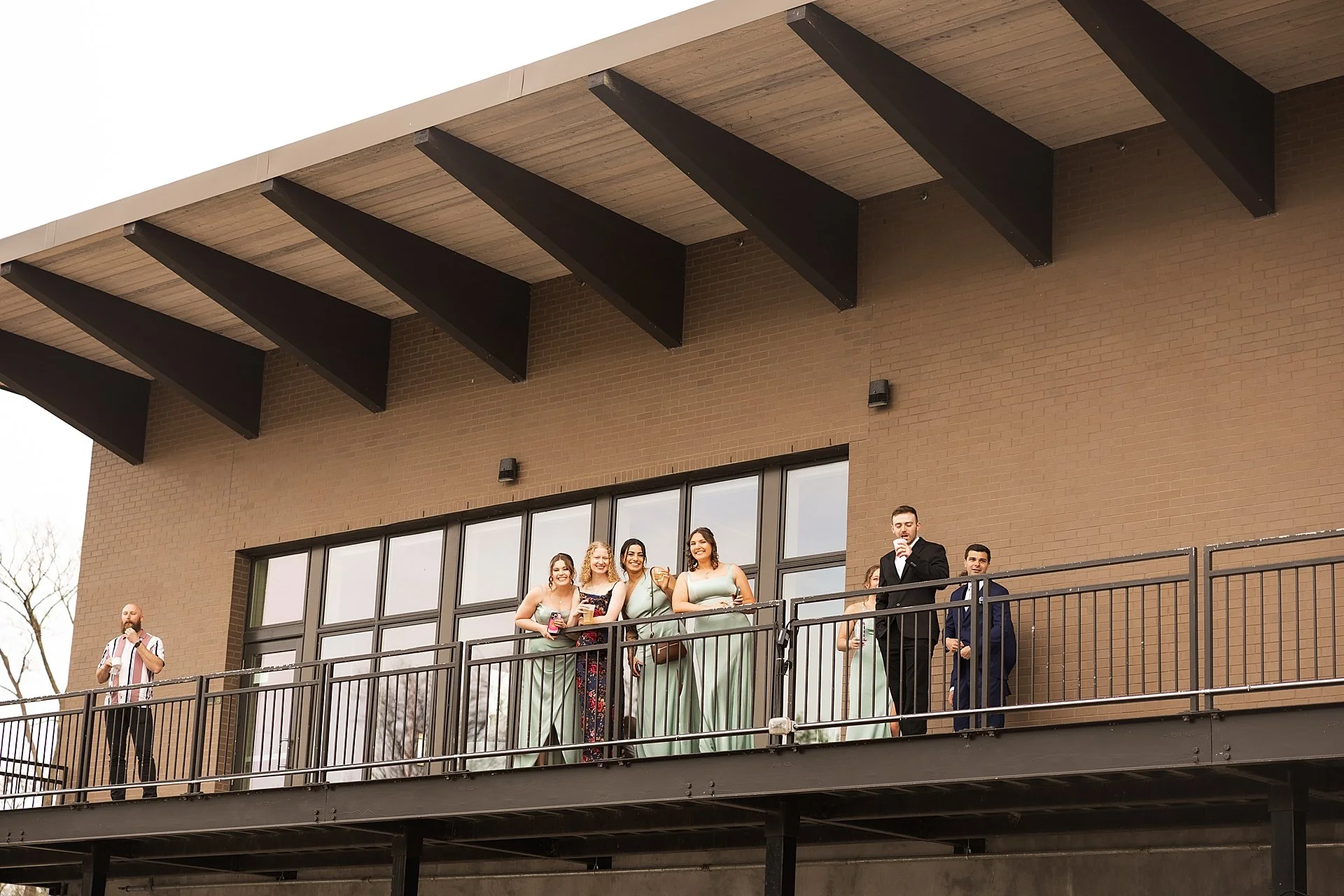 waverly-iowa-spring-wedding-photographer_0028.jpg