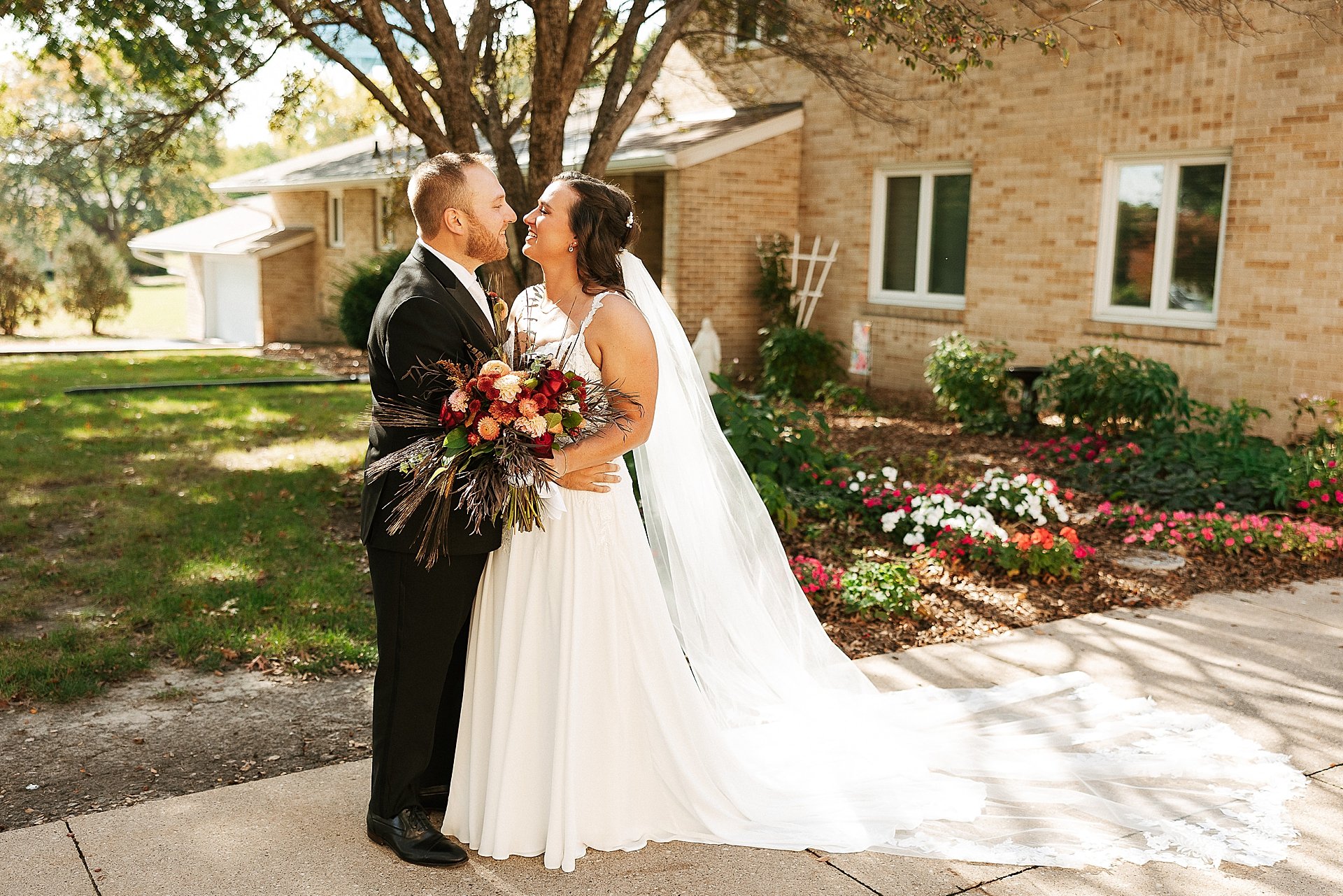 iowa-fall-wedding-hidden-acre-waverly_0004.jpg