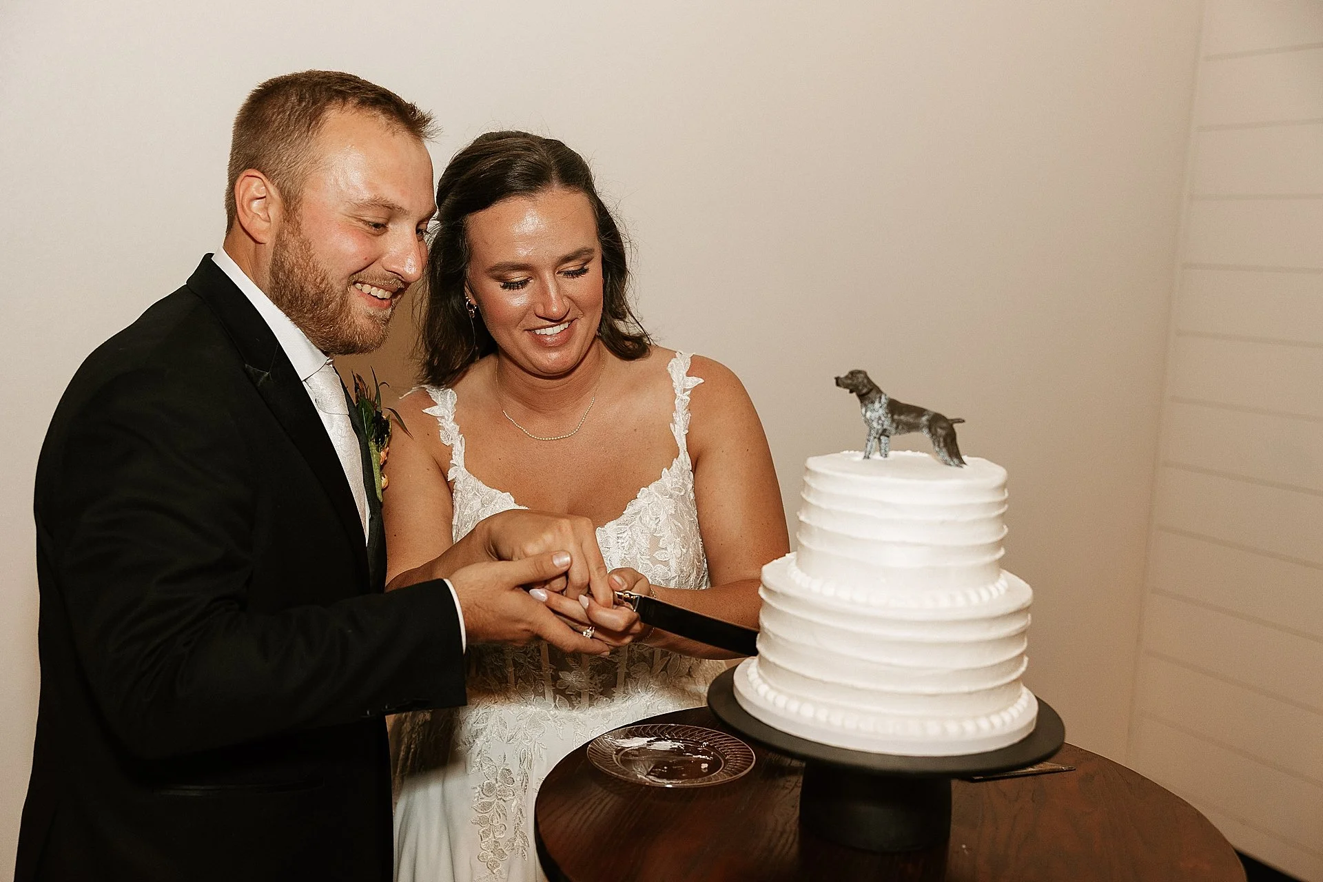 iowa-fall-wedding-hidden-acre-waverly_0033.jpg
