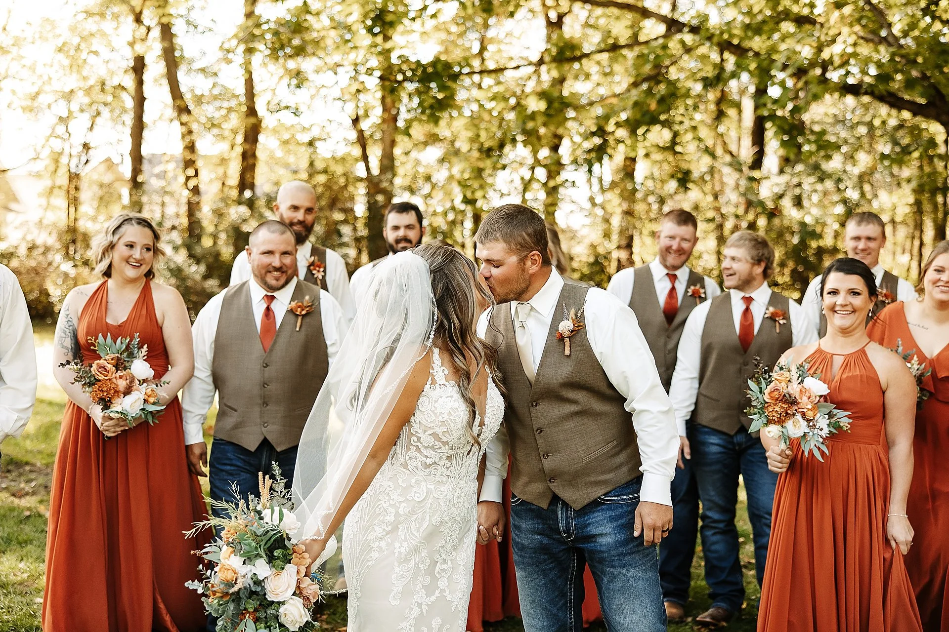 iowa-fall-wedding-bradford-guest-house_0019.jpg