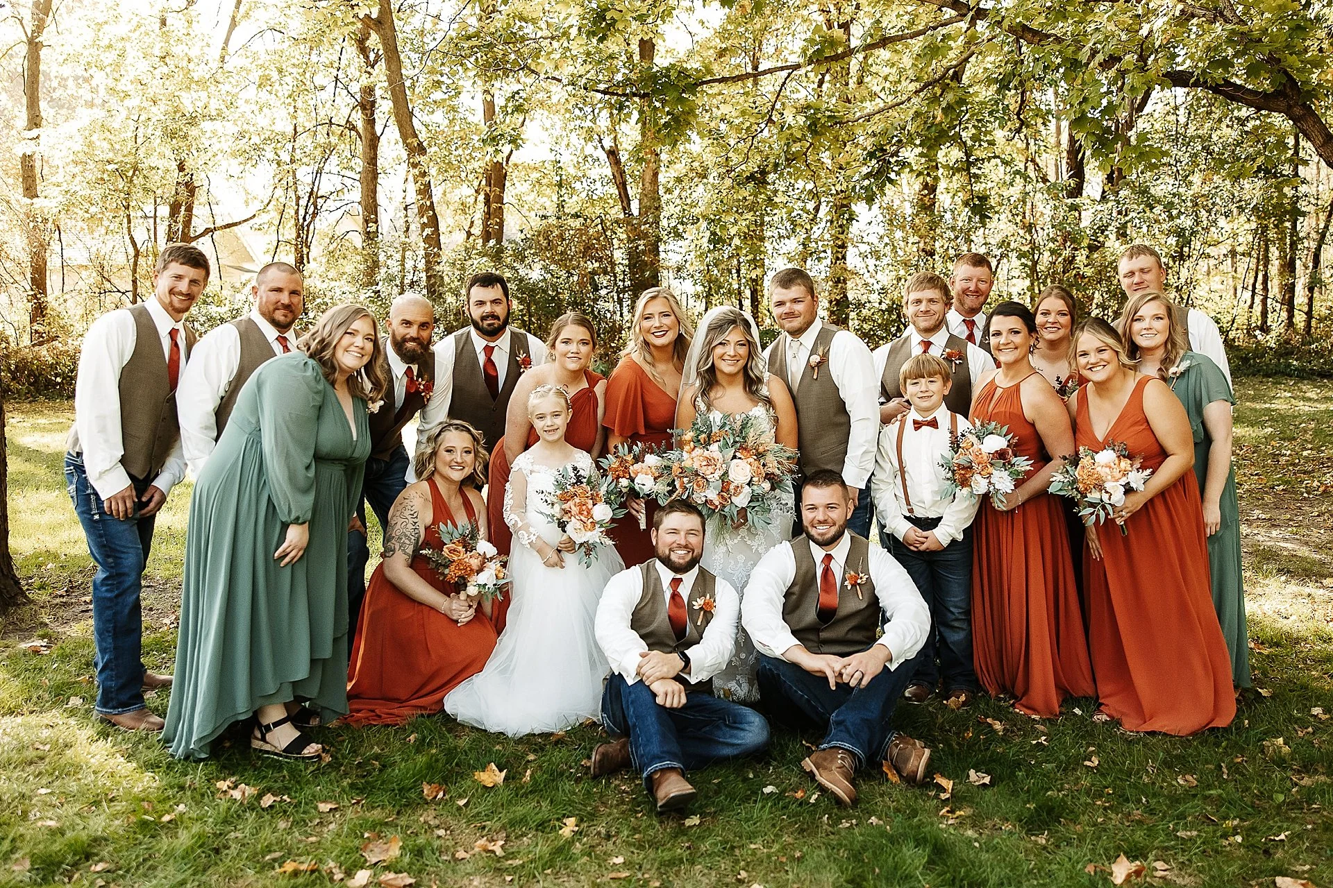 iowa-fall-wedding-bradford-guest-house_0018.jpg